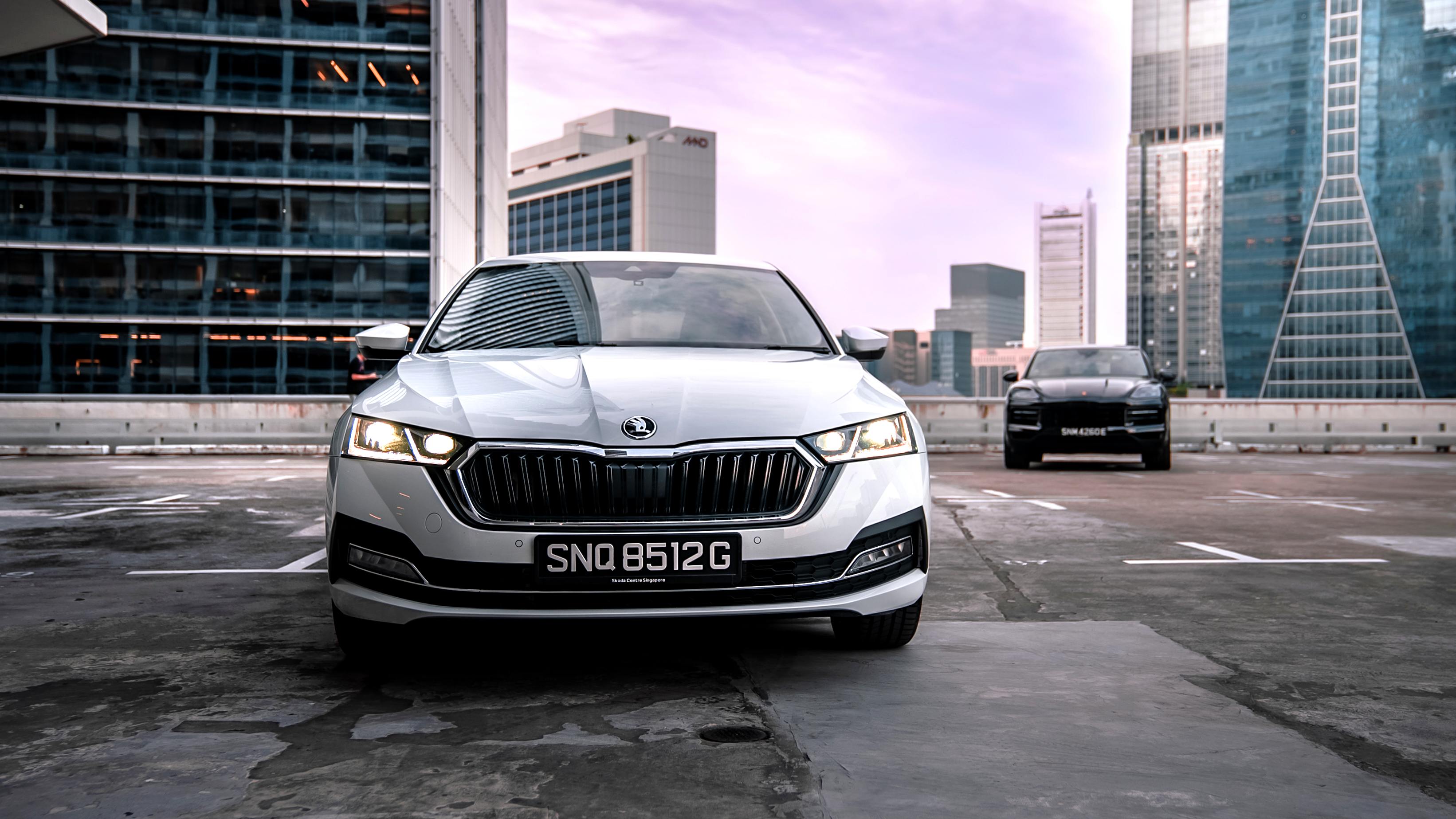 Editors%2 Fimages%2 F1718541737187 Porsche+Thumb 7 Fotor