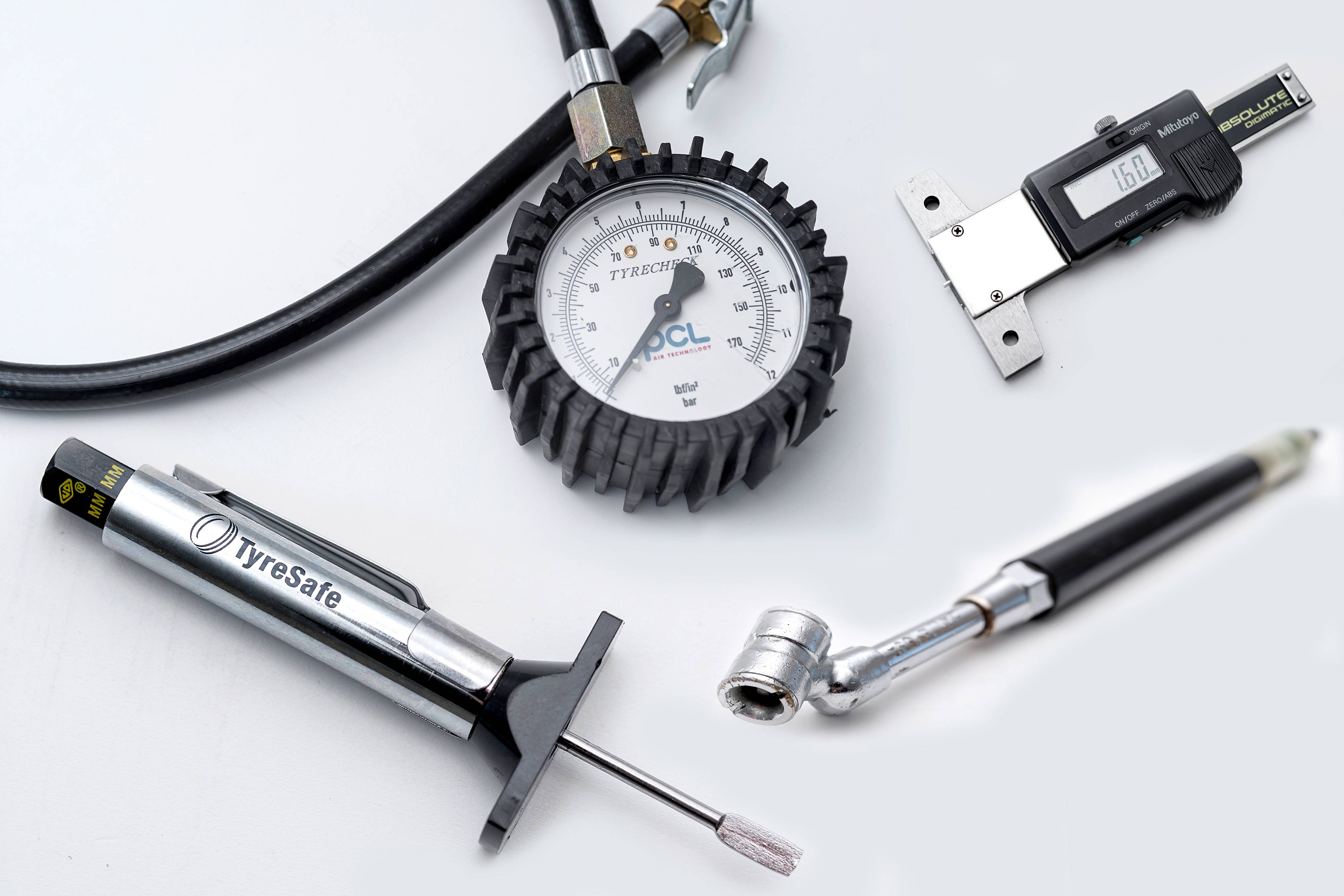 Editors%2 Fimages%2 F1719115693805 7+Main+Causes+Of+Car+Tyre+Failure+ +End+Pic