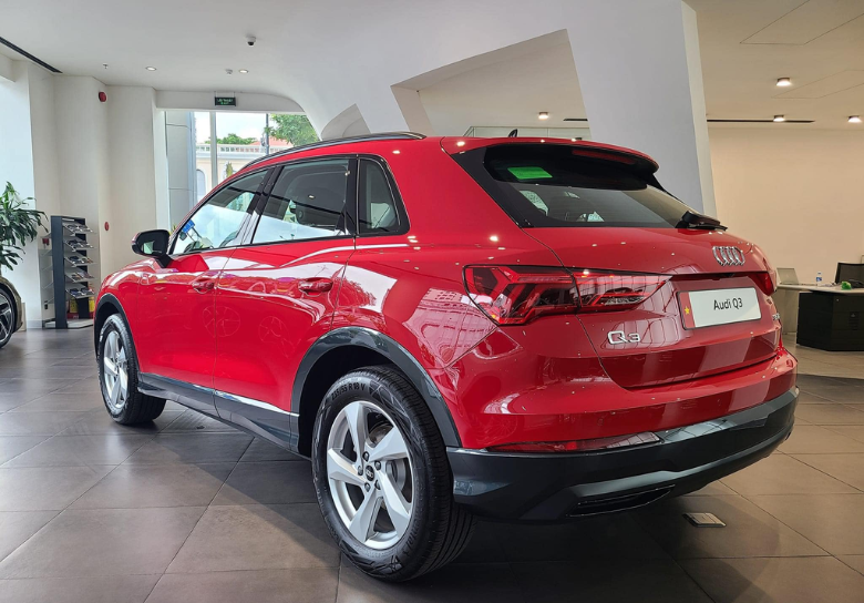 Editors%2 Fimages%2 F1719144004248 Chi Tiet Audi Q3 4