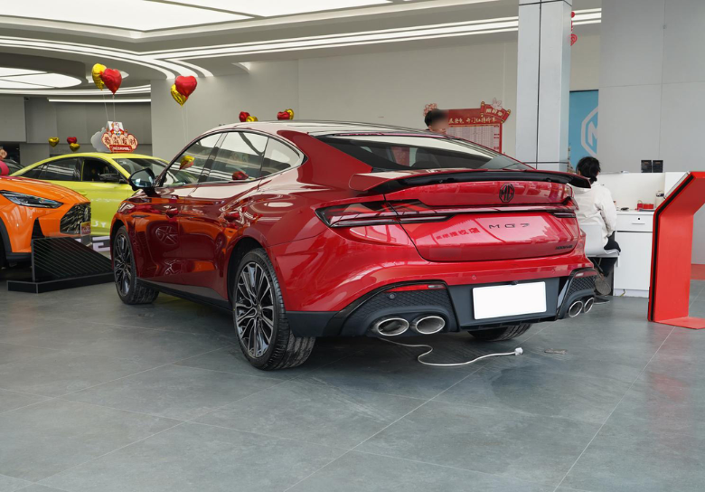 Editors%2 Fimages%2 F1720755390237 Mg 7 Co Kha Nang Co 2 Phien Ban