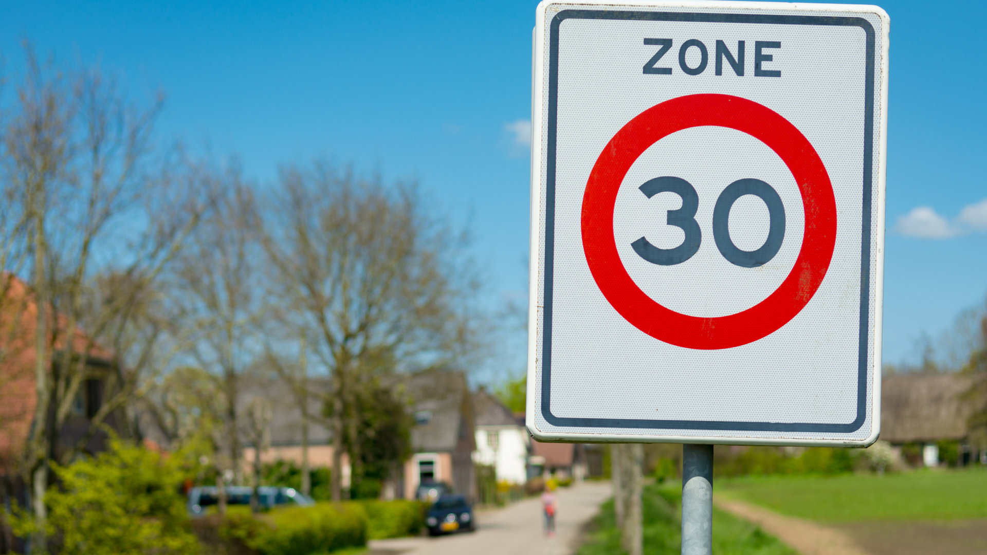 Editors%2 Fimages%2 F1721100210165 Road+Close++%282%29