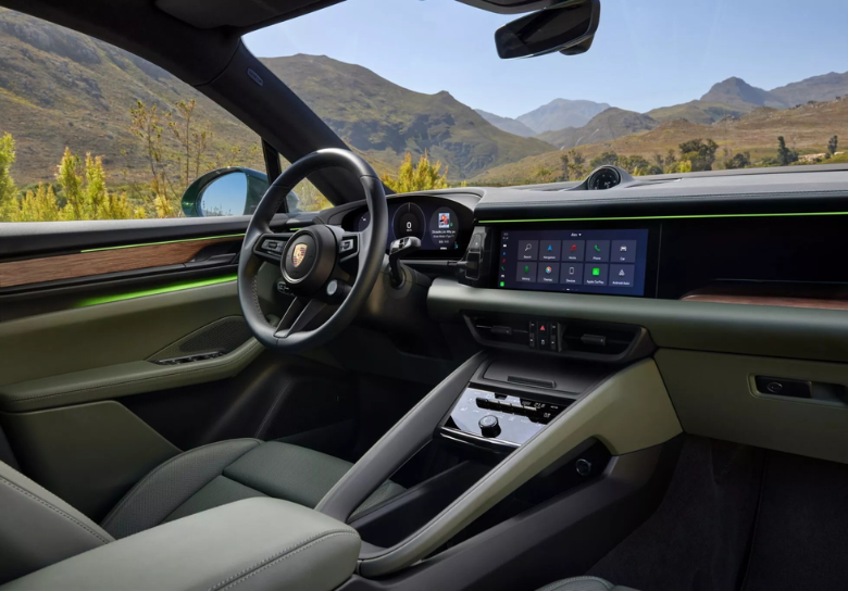 Editors%2 Fimages%2 F1721546086490 Noi That Porsche Macan 2025 1