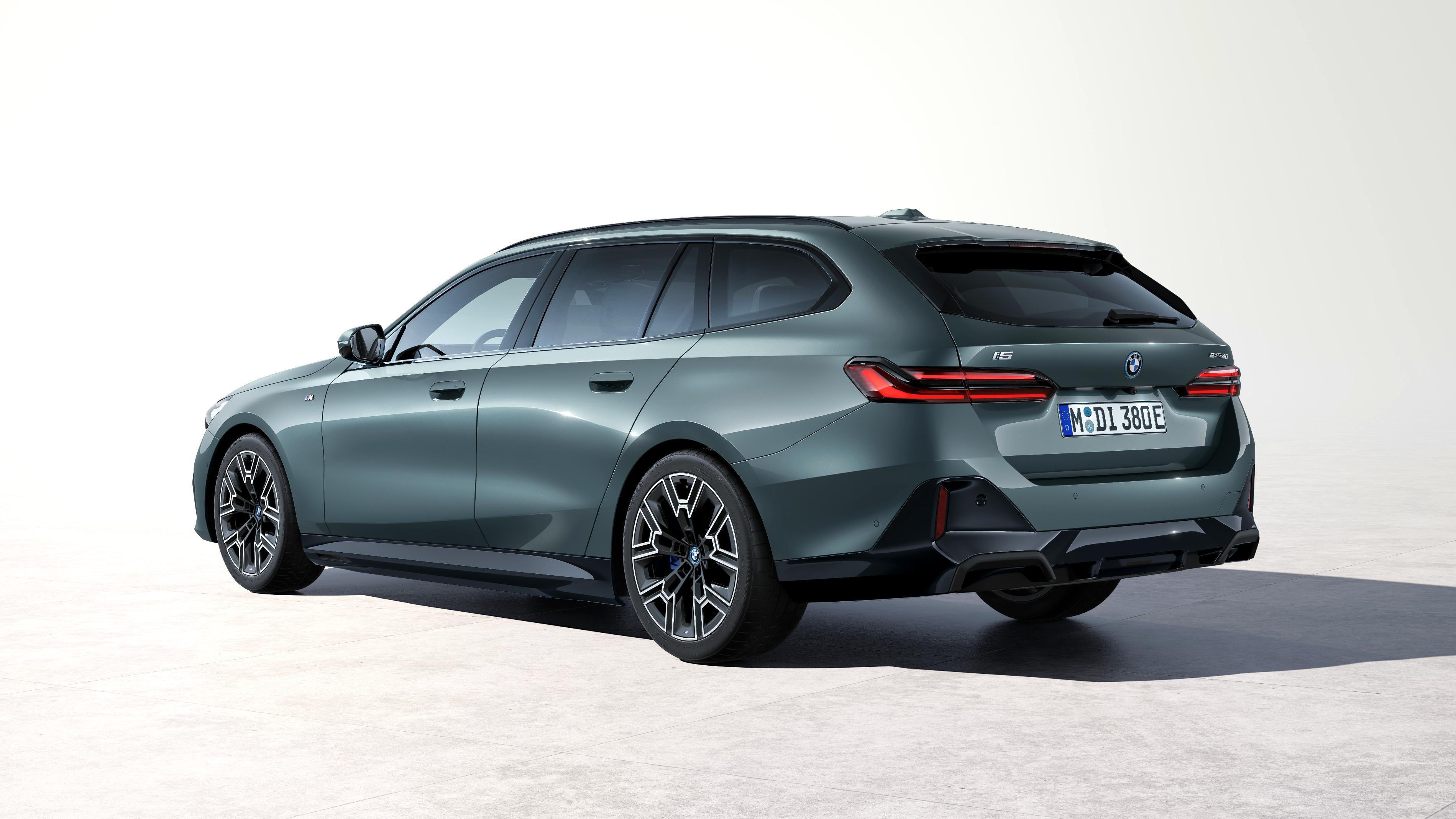 Editors%2 Fimages%2 F1721959472631 The+First Ever+Bmw+I5+Touring+Is+Now+Available+In+Singapore+ +Pic2