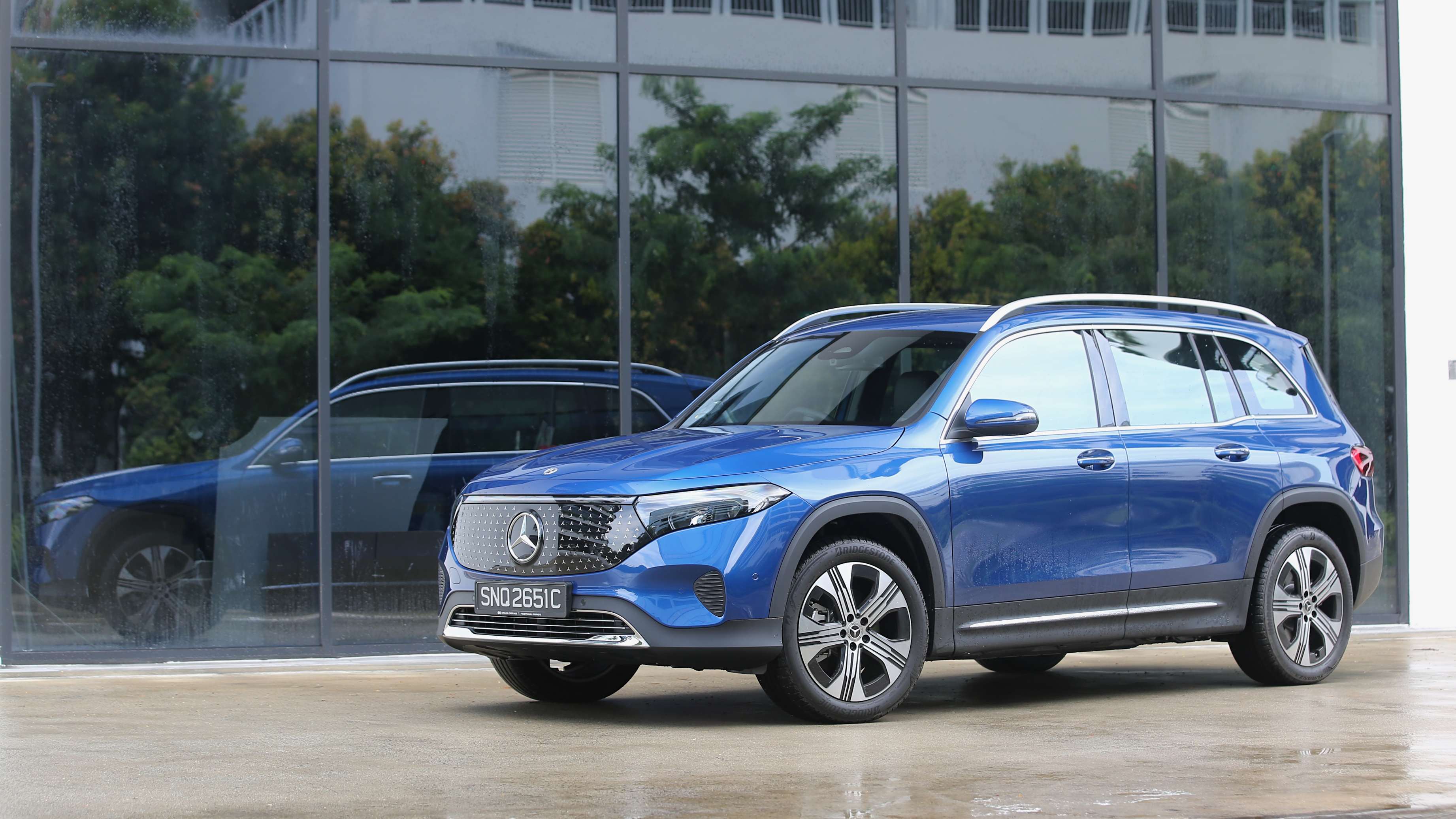 Editors%2 Fimages%2 F1722612253061 Mreview Mercedes Benz Eqb250%2 B Electric Art The Easy Life Featured