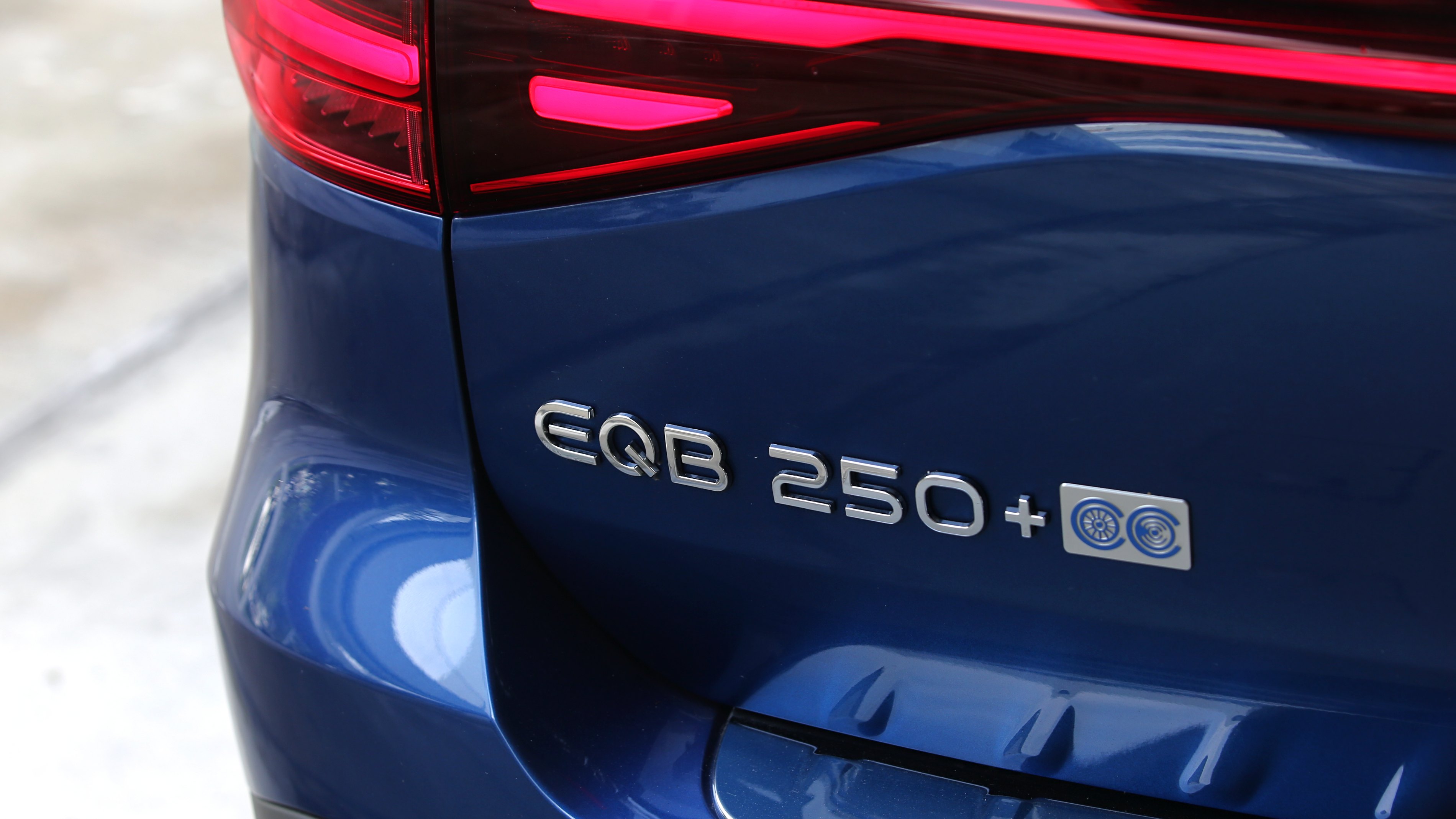 Editors%2 Fimages%2 F1722612382887 D38 V5216 Fotor