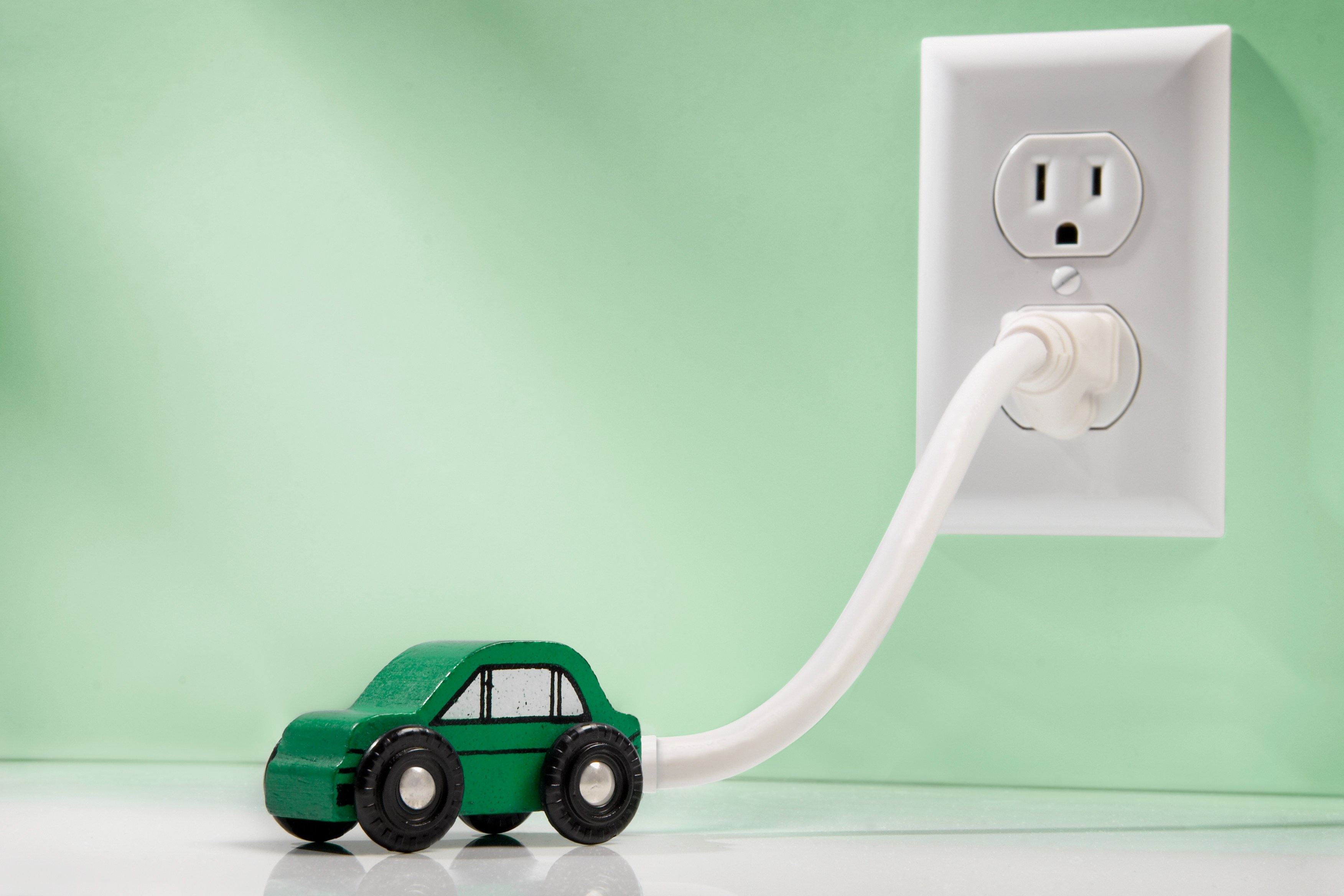 Editors%2 Fimages%2 F1722763416115 5+Myths+About+E Vs+ +Busted+ +Pic1