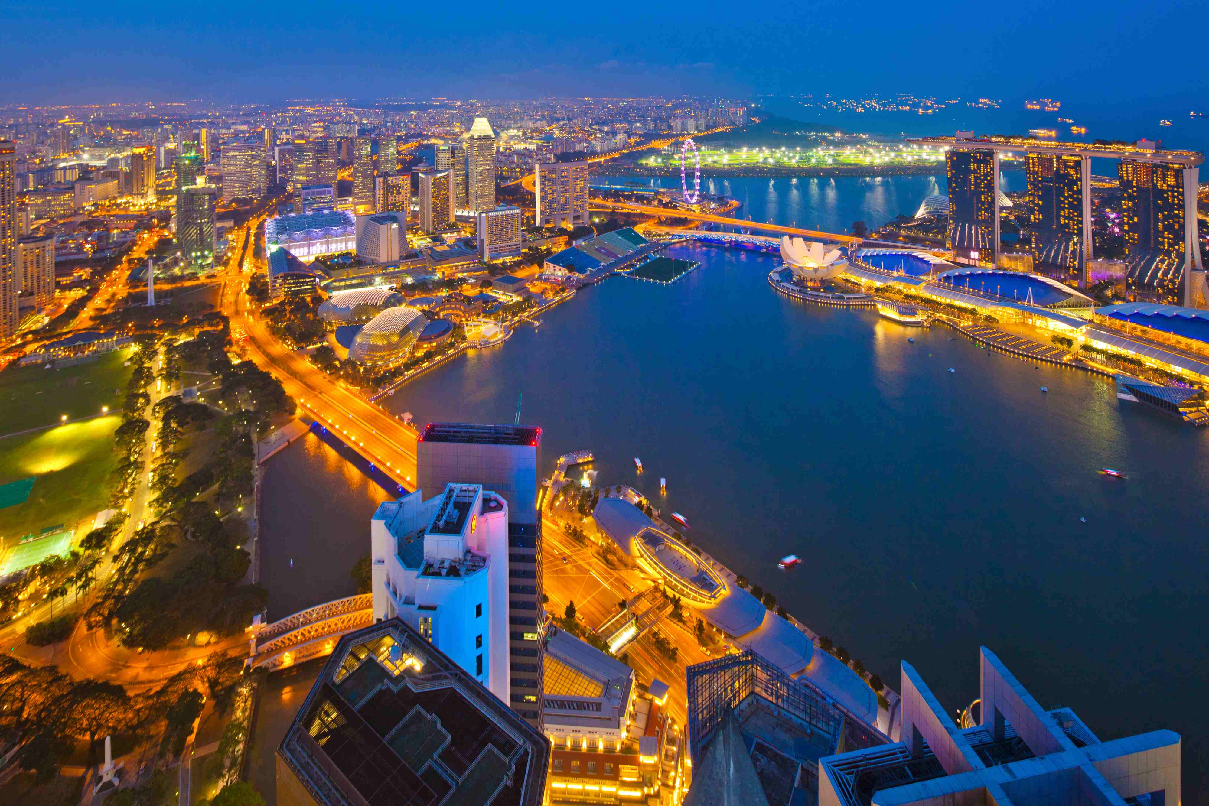 Editors%2 Fimages%2 F1726481008599 F1+Singapore+Grand+Prix+Is+Not+The+Only+Night Time+Activity+You+Could+Unwind+With+ +Pic4