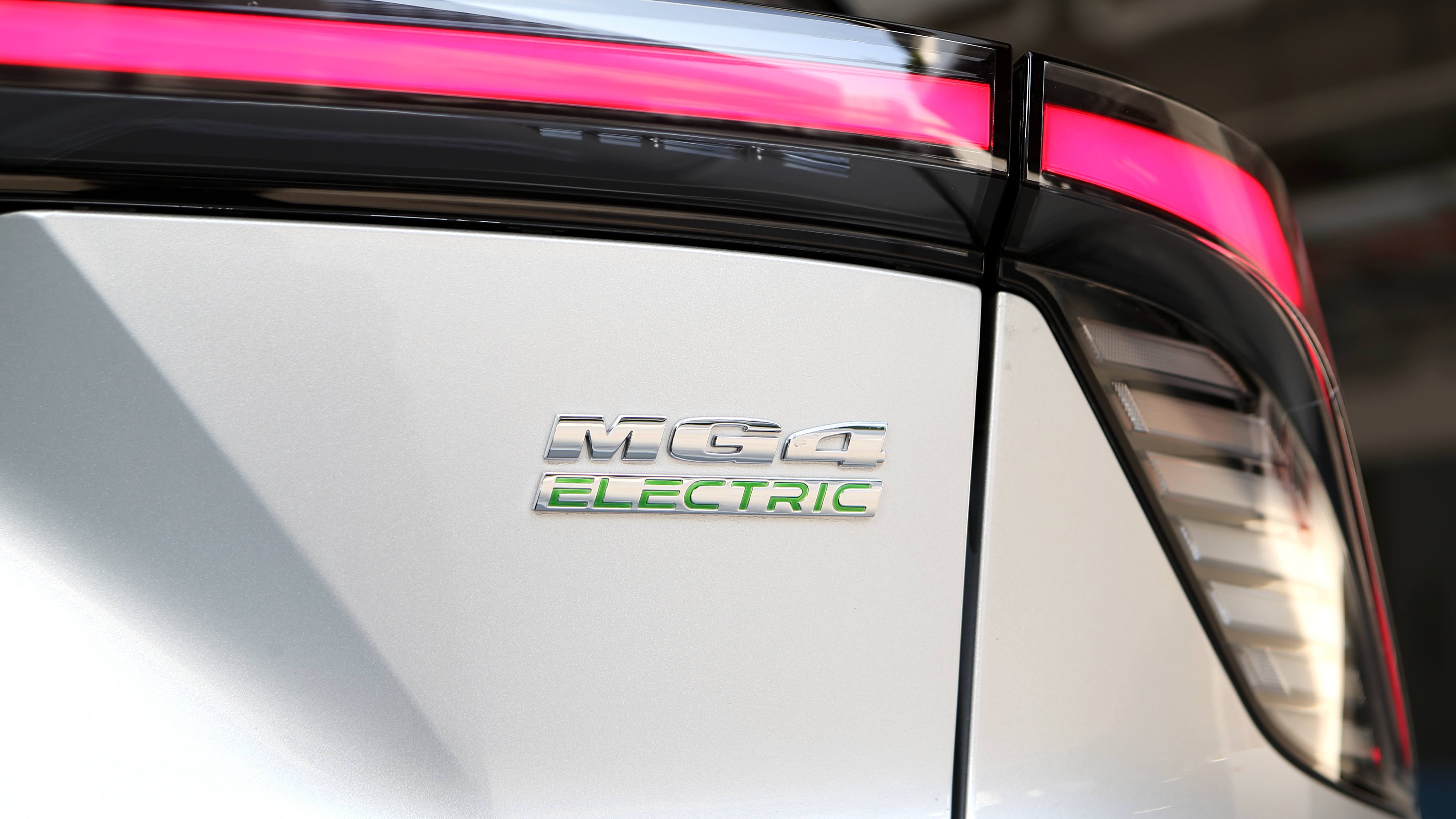 Editors%2 Fimages%2 F1728736610718 D38 V7827 Fotor