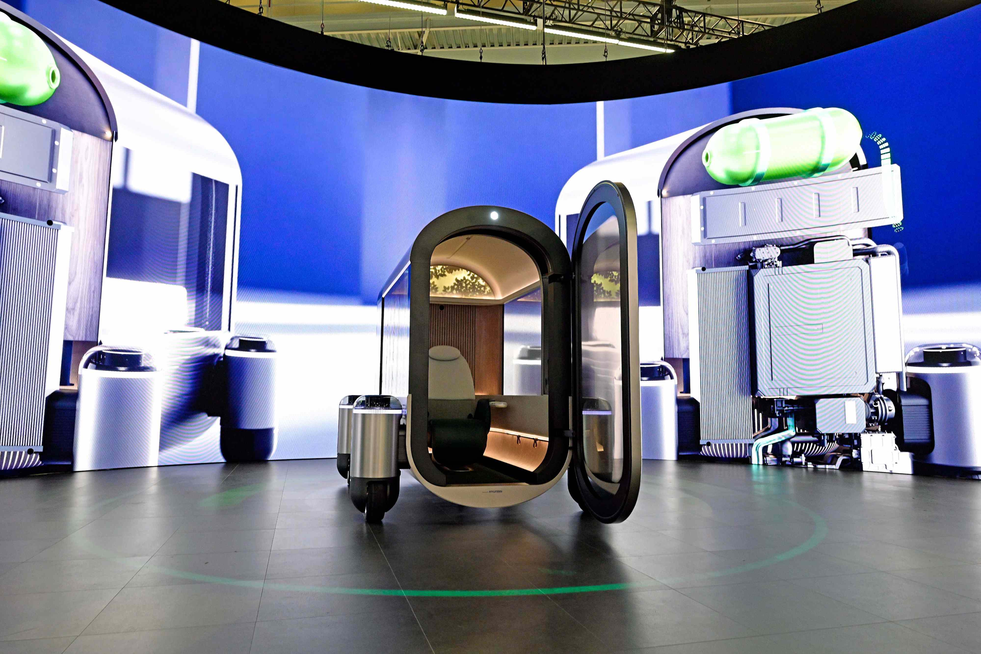 Editors%2 Fimages%2 F1728801506754 Hyundai+Motor+Group+And+Singapore+Open+The+Door+To+Developing+A+Hydrogen+Energy+Ecosystem+ +Pic1