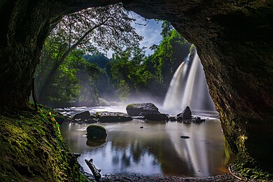 Editors%2 Fimages%2 F1729504112123 Haew Suwat Waterfall Khao Yai02
