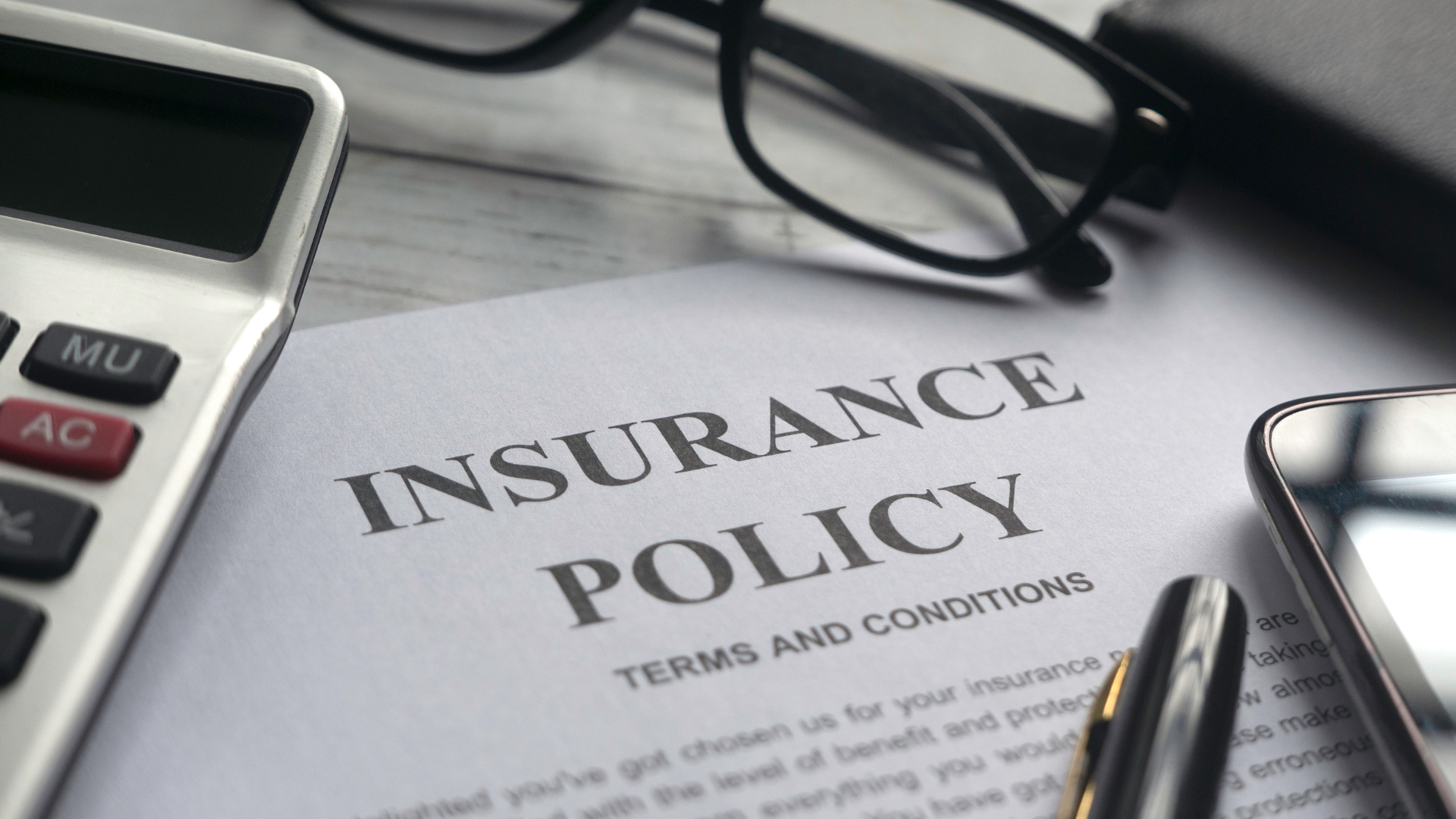 An infographic illustrating the key factors insurance companies consider when determining compensation for injuries and property damage claims