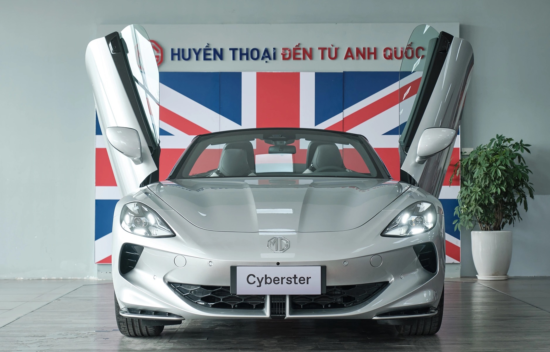 Editors%2 Fimages%2 F1731766881911 Maybach1 1731718068721 17317180688801975308068