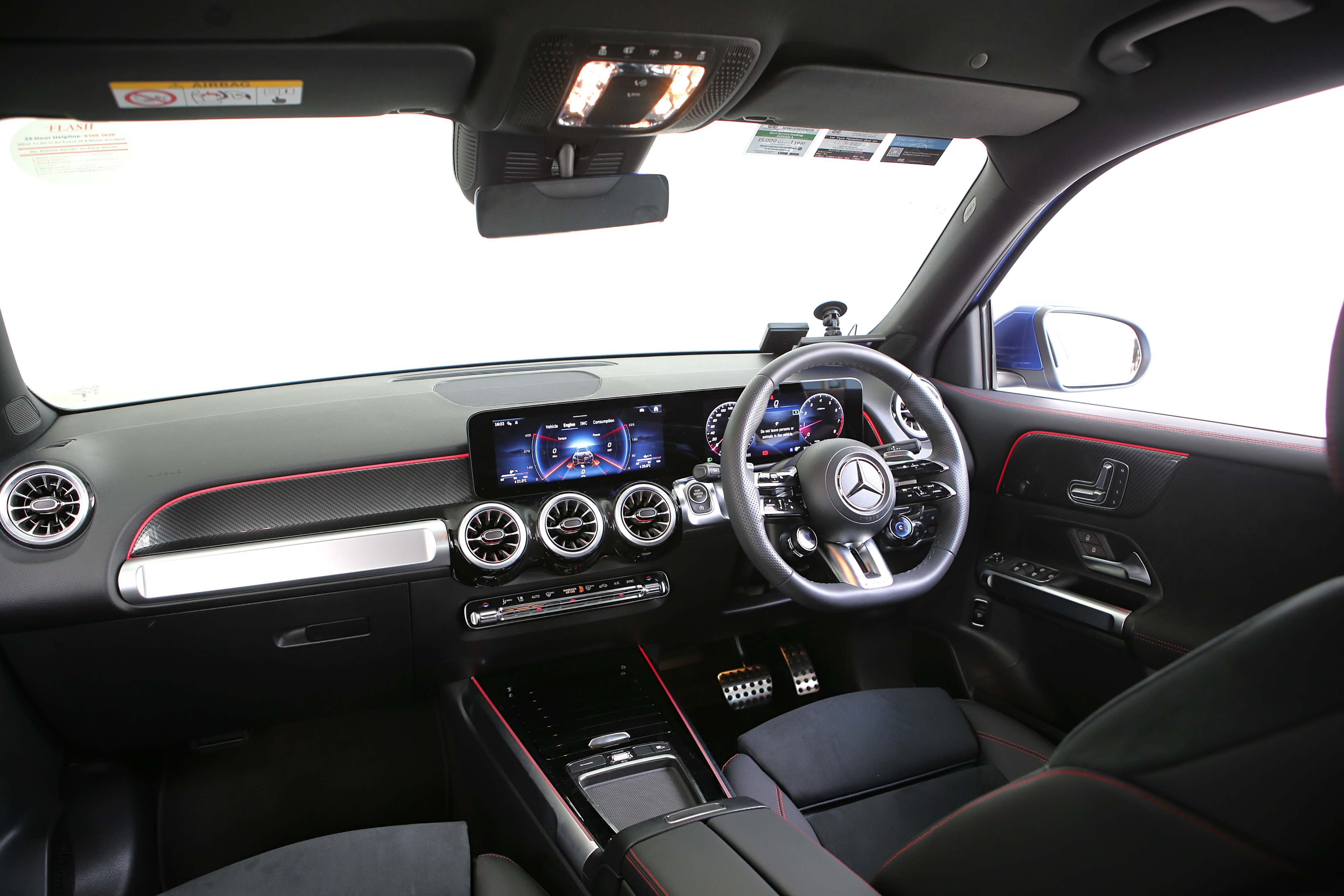 Editors%2 Fimages%2 F1731848717079 D38 V8751 Fotor