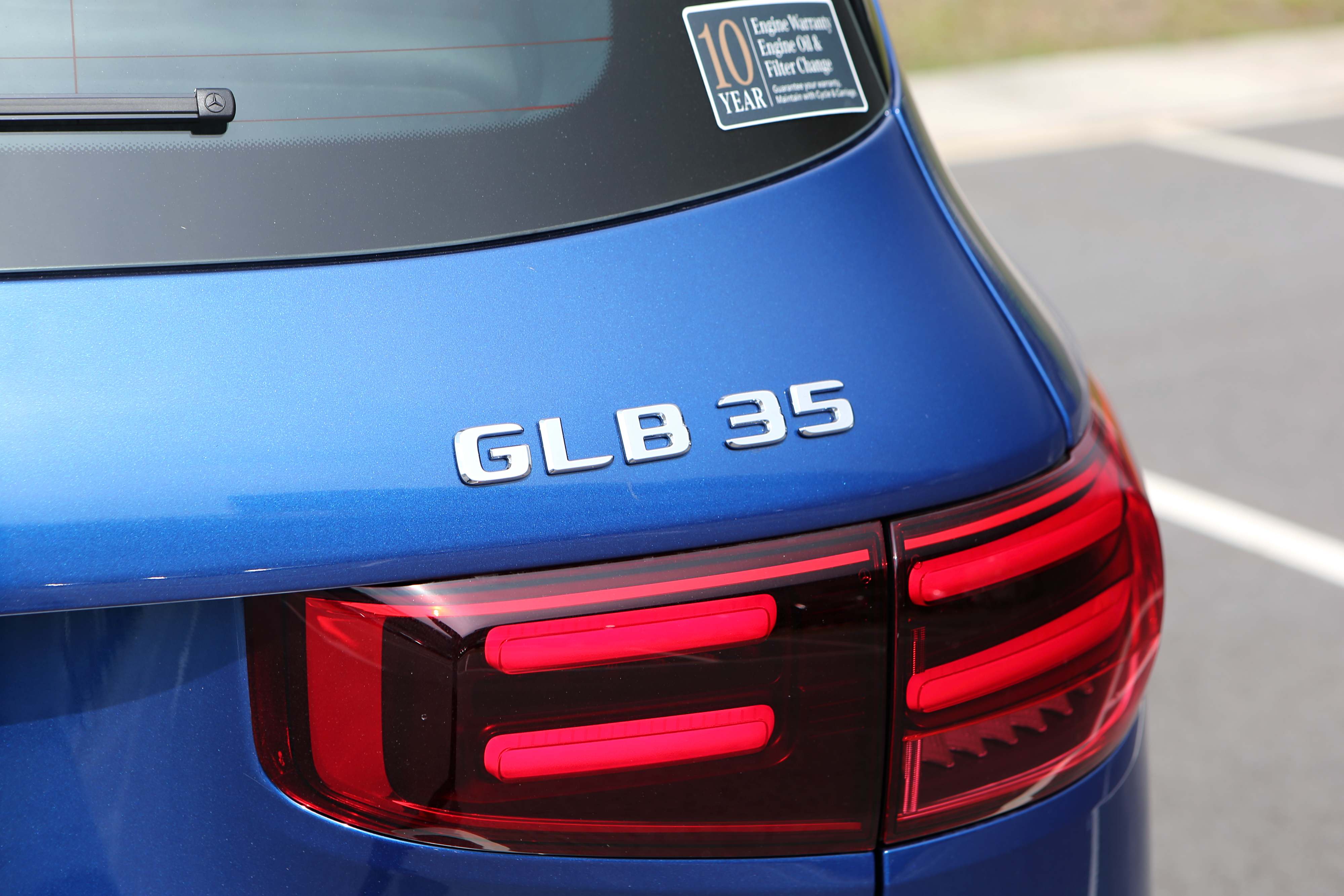 Editors%2 Fimages%2 F1731849348858 D38 V8745 Fotor