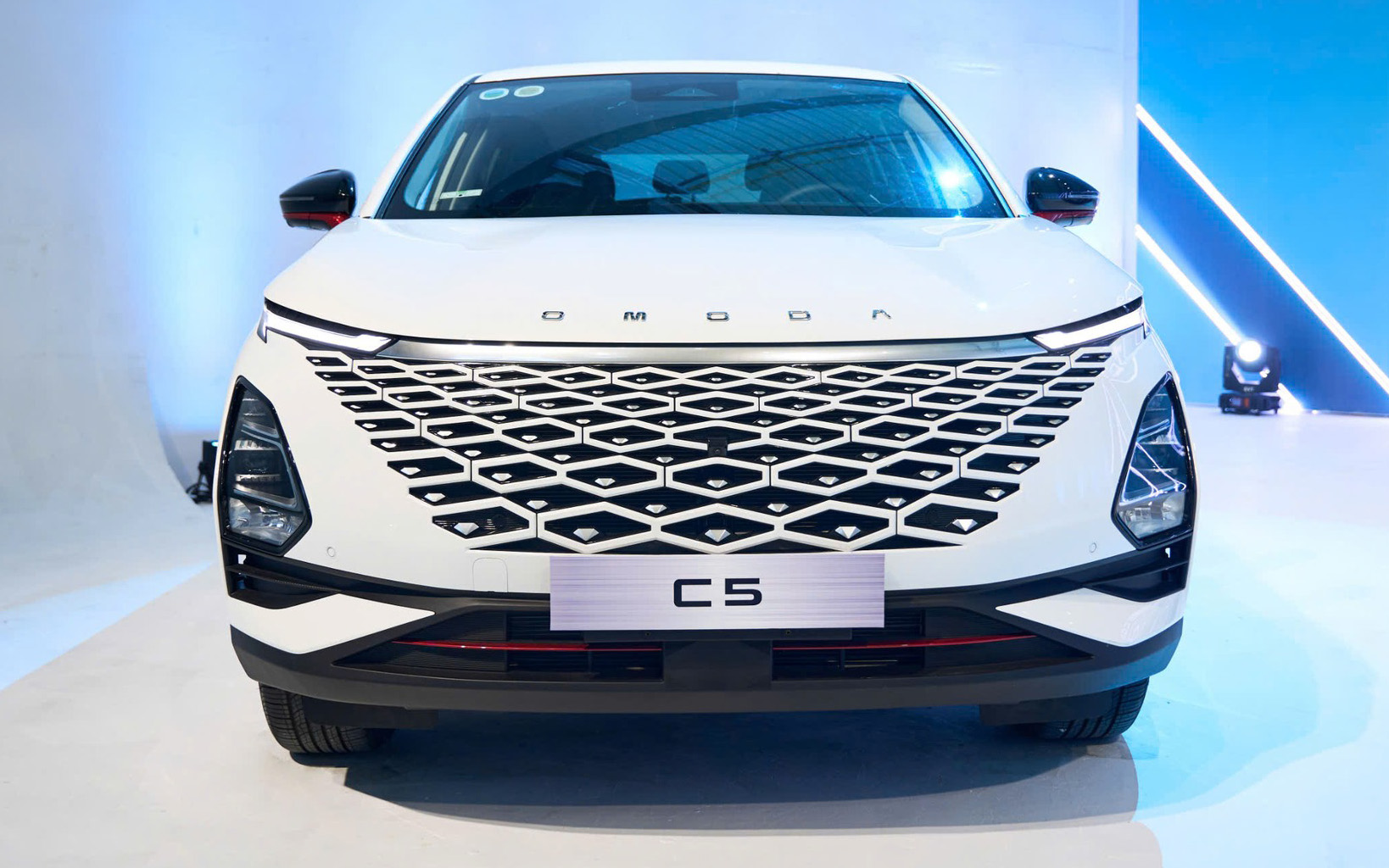 Editors%2 Fimages%2 F1732687111894 Omoda 1732667111635 17326671121211465912922