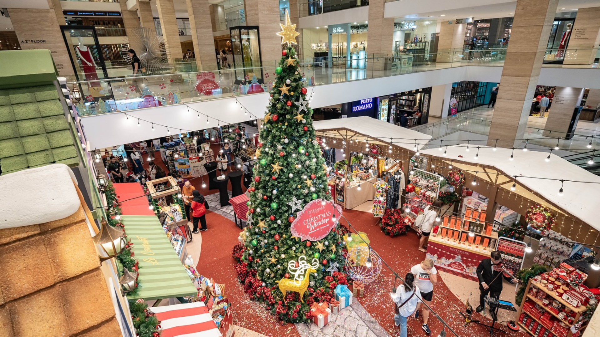 Editors%2 Fimages%2 F1734319137602 Intermark+Mall+Kl+Xmas