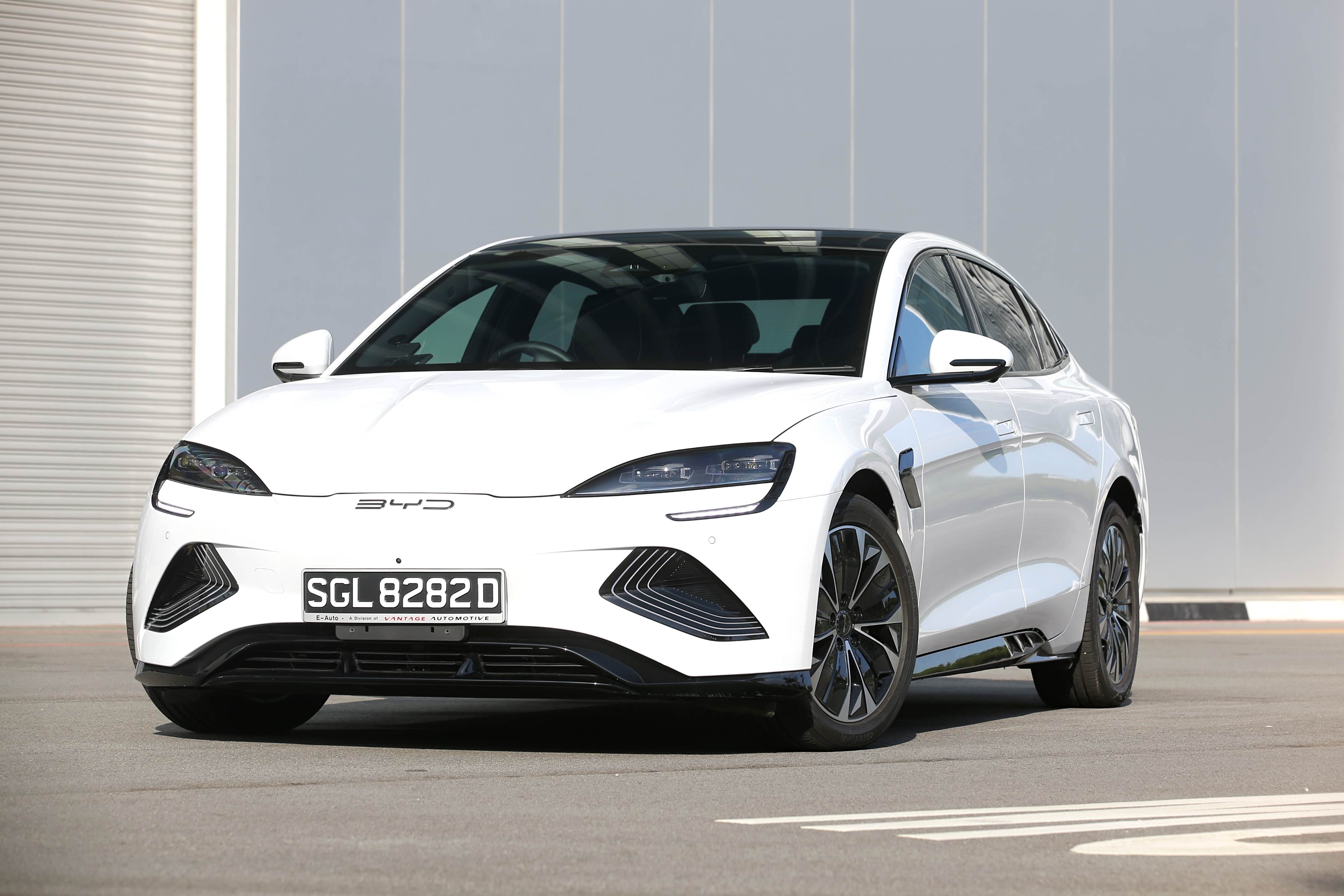 Editors%2 Fimages%2 F1734442803363 D38 V7977 Fotor