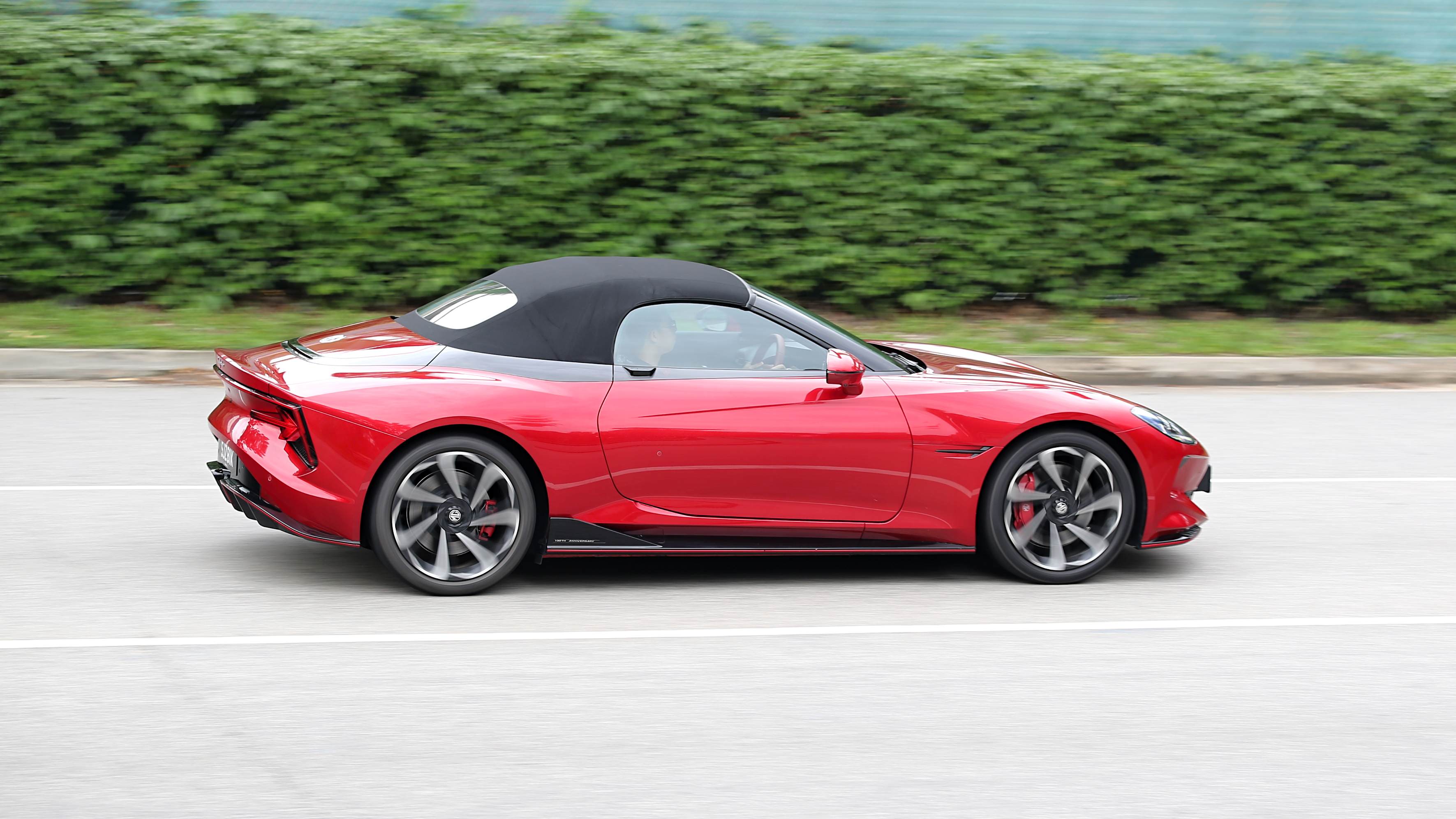 Editors%2 Fimages%2 F1735634071376 D38 V0679 Fotor