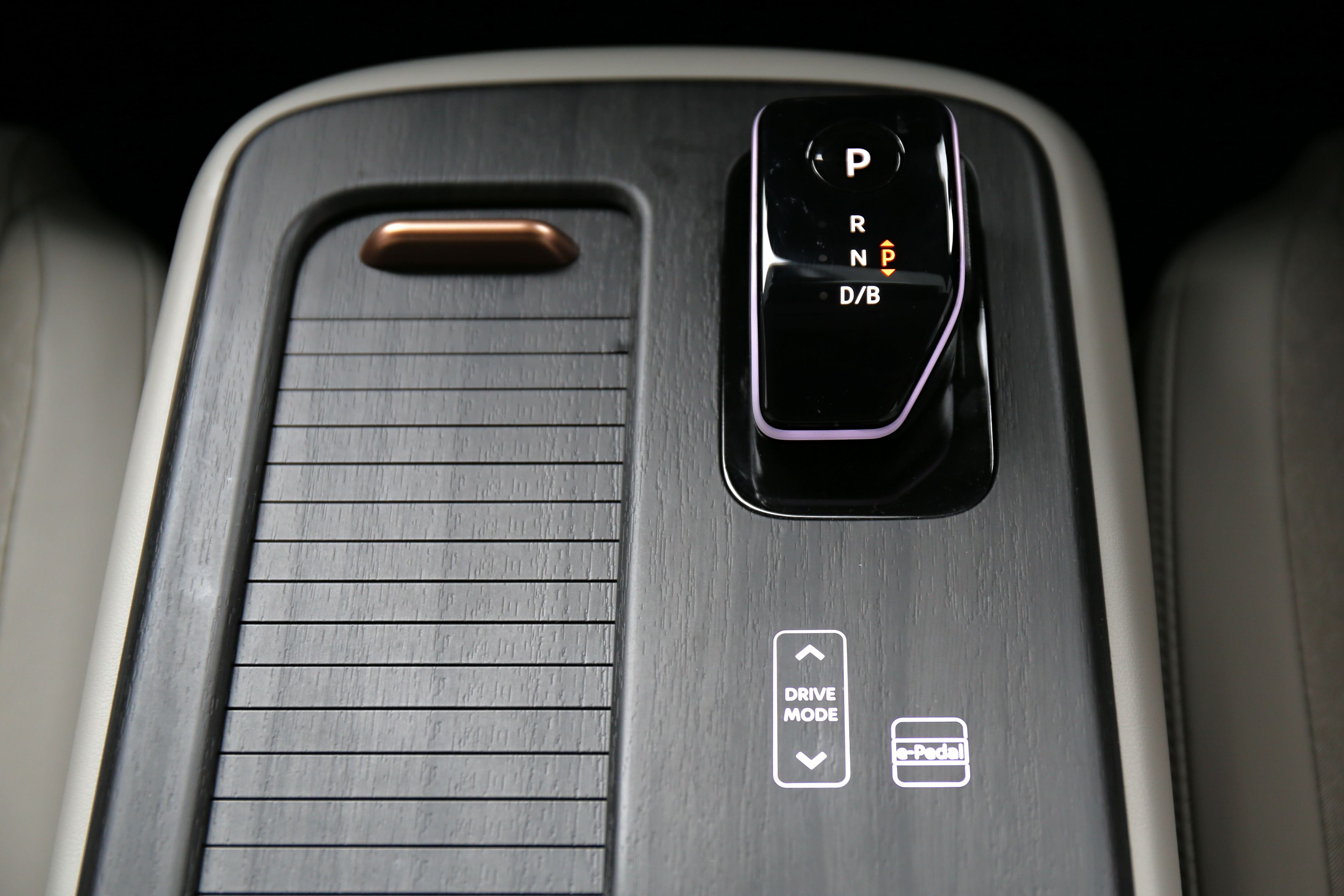 Editors%2 Fimages%2 F1735635020541 D38 V9784 Fotor