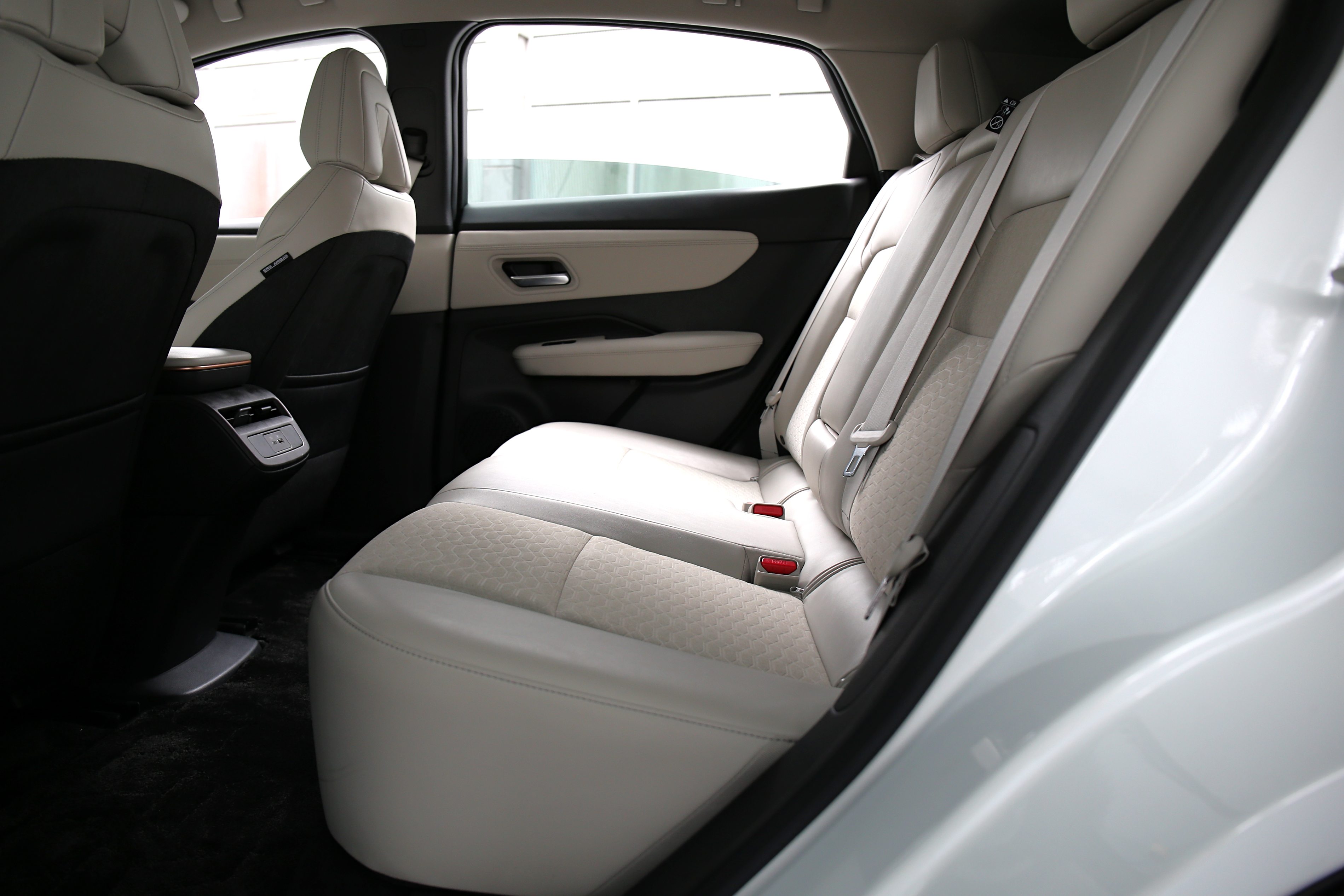 Editors%2 Fimages%2 F1735635151726 D38 V9796 Fotor