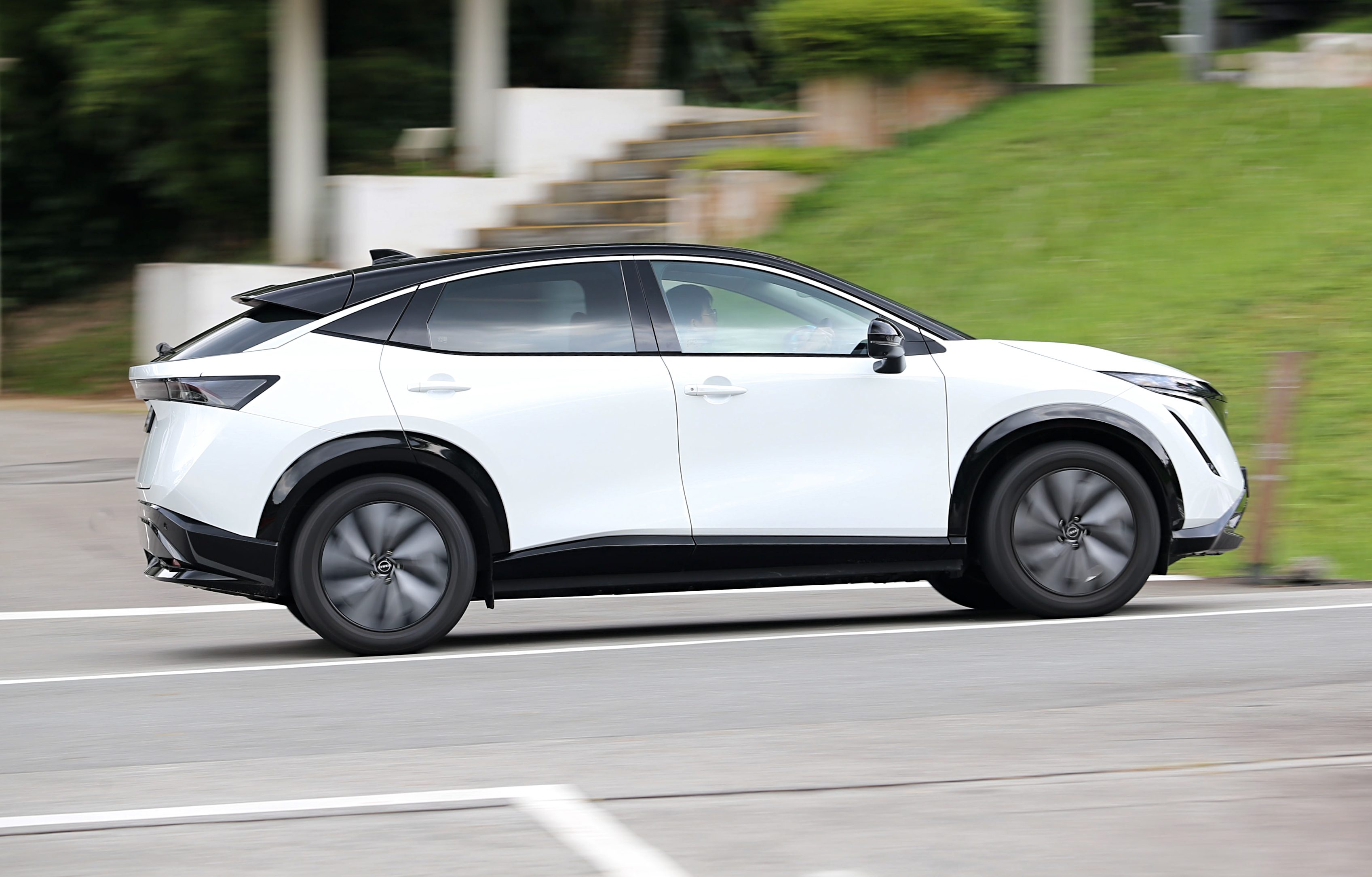 Editors%2 Fimages%2 F1735635182491 D38 V9740b Fotor