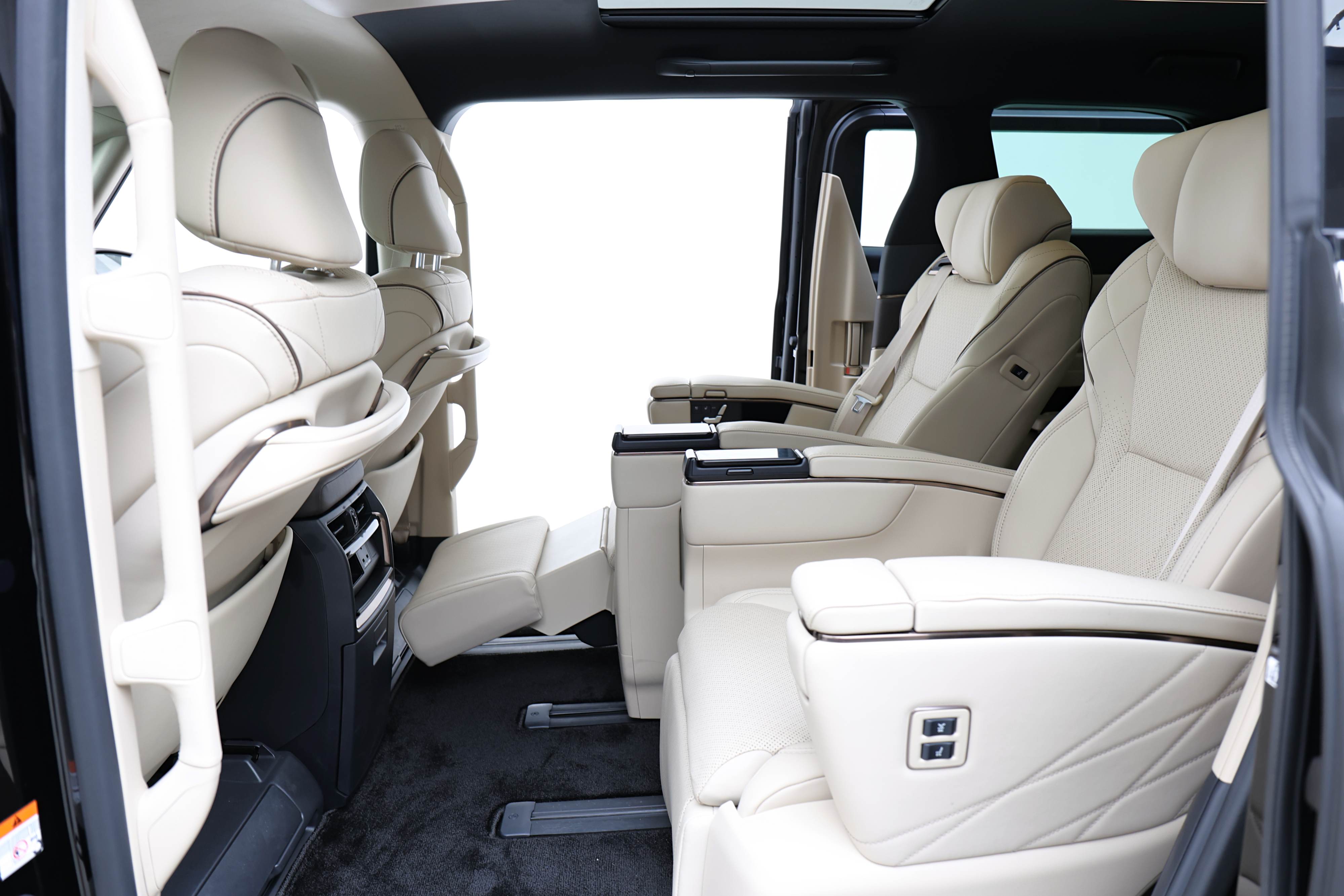 Editors%2 Fimages%2 F1735741605211 Eos 0154 Fotor