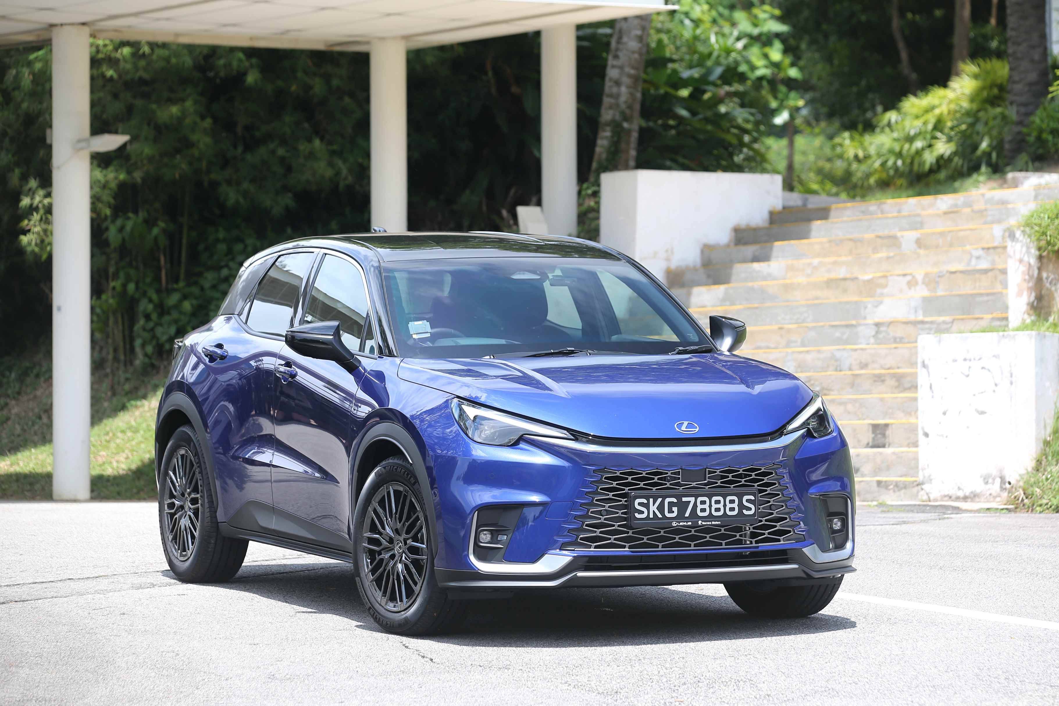 Editors%2 Fimages%2 F1736069154655 Cat+A+Suv+Of+The+Year+2024+ +Lexus+Lbx