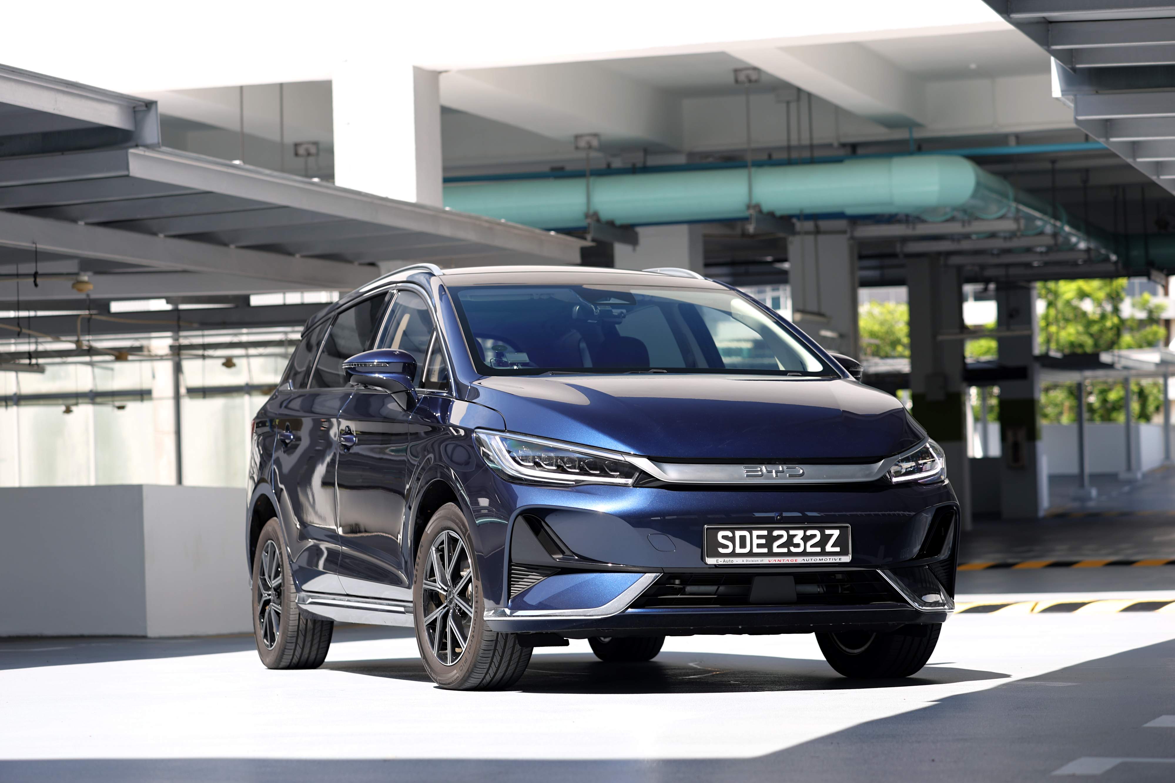 Editors%2 Fimages%2 F1736069822304 Cat+A+Mpv+Of+The+Year+2024+ +Byd+M6