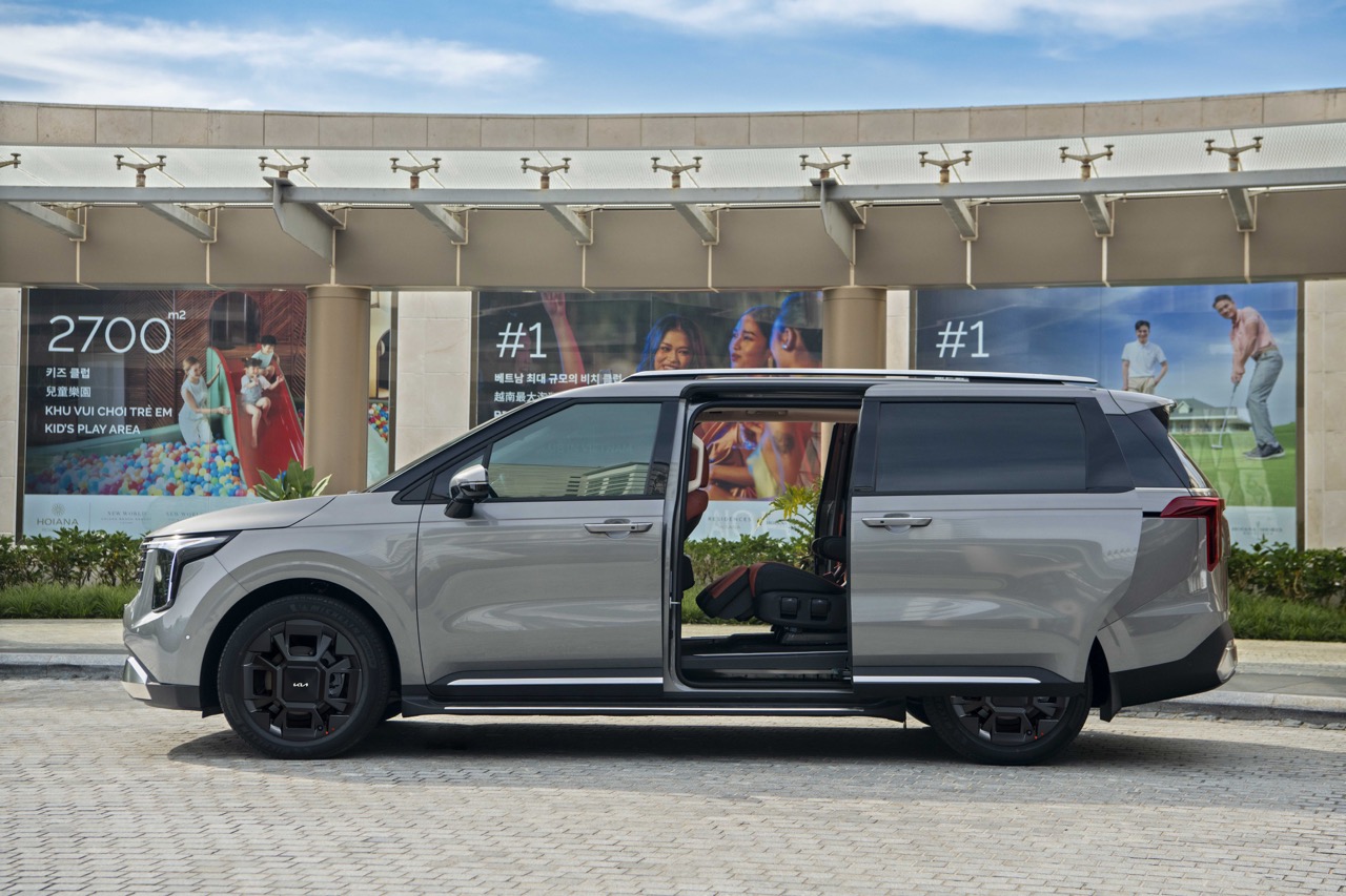 Editors%2 Fimages%2 F1736478296938 New Carnival Hev7 Large 1736402083125 1736402083313144569967