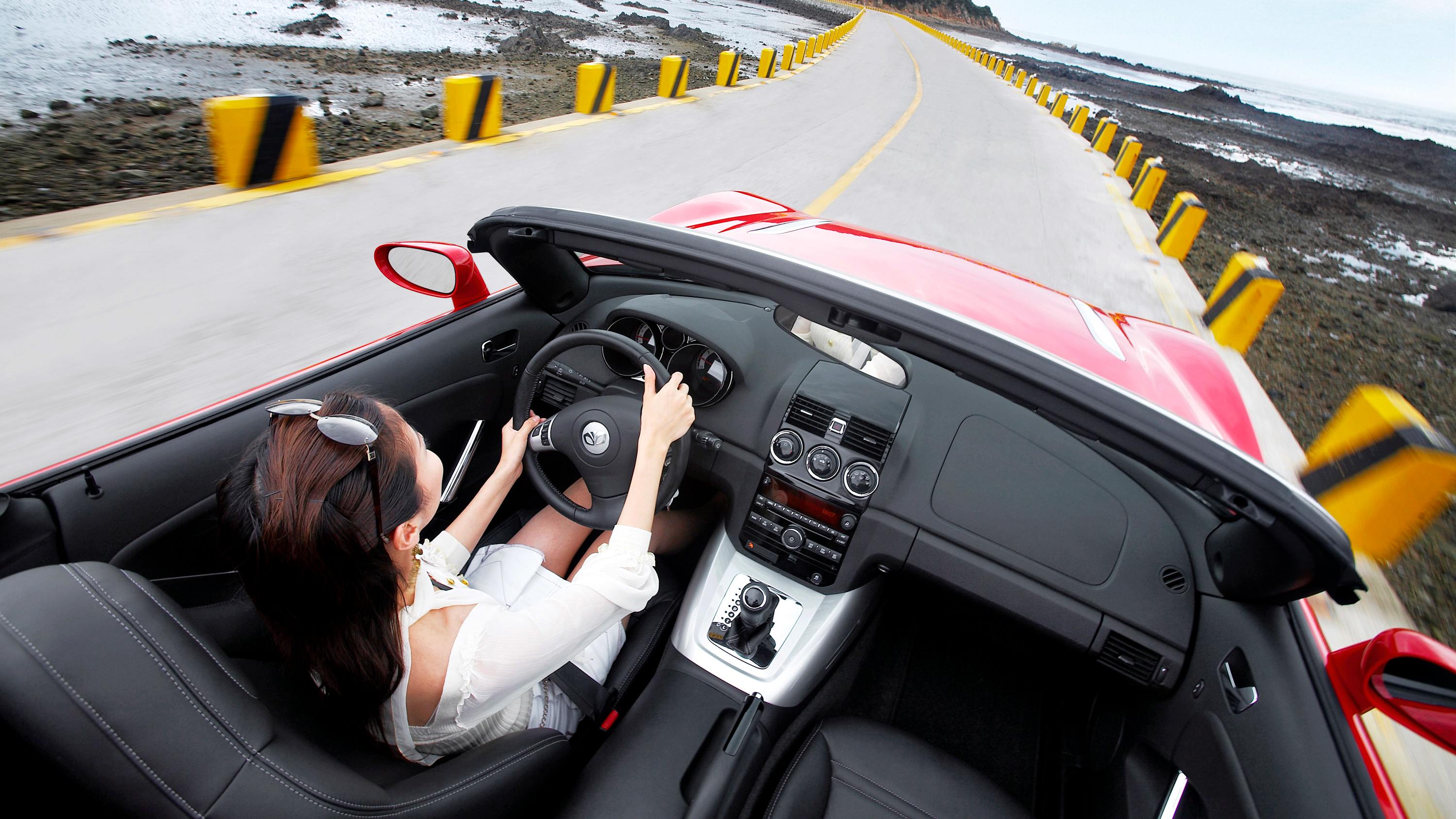 Editors%2 Fimages%2 F1736932541338 Motormouth+ +The+Scariest+Lady+Drivers+Try+To+Drive+Like+Aggressive+Men+ +Pic2b