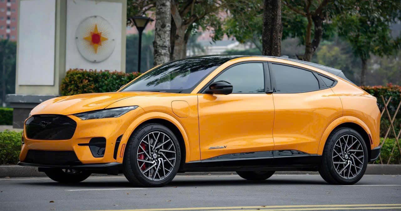 Editors%2 Fimages%2 F1738736517618 Ford Mustang Mach E Gt 7 1738643067515 17386430679302075351179