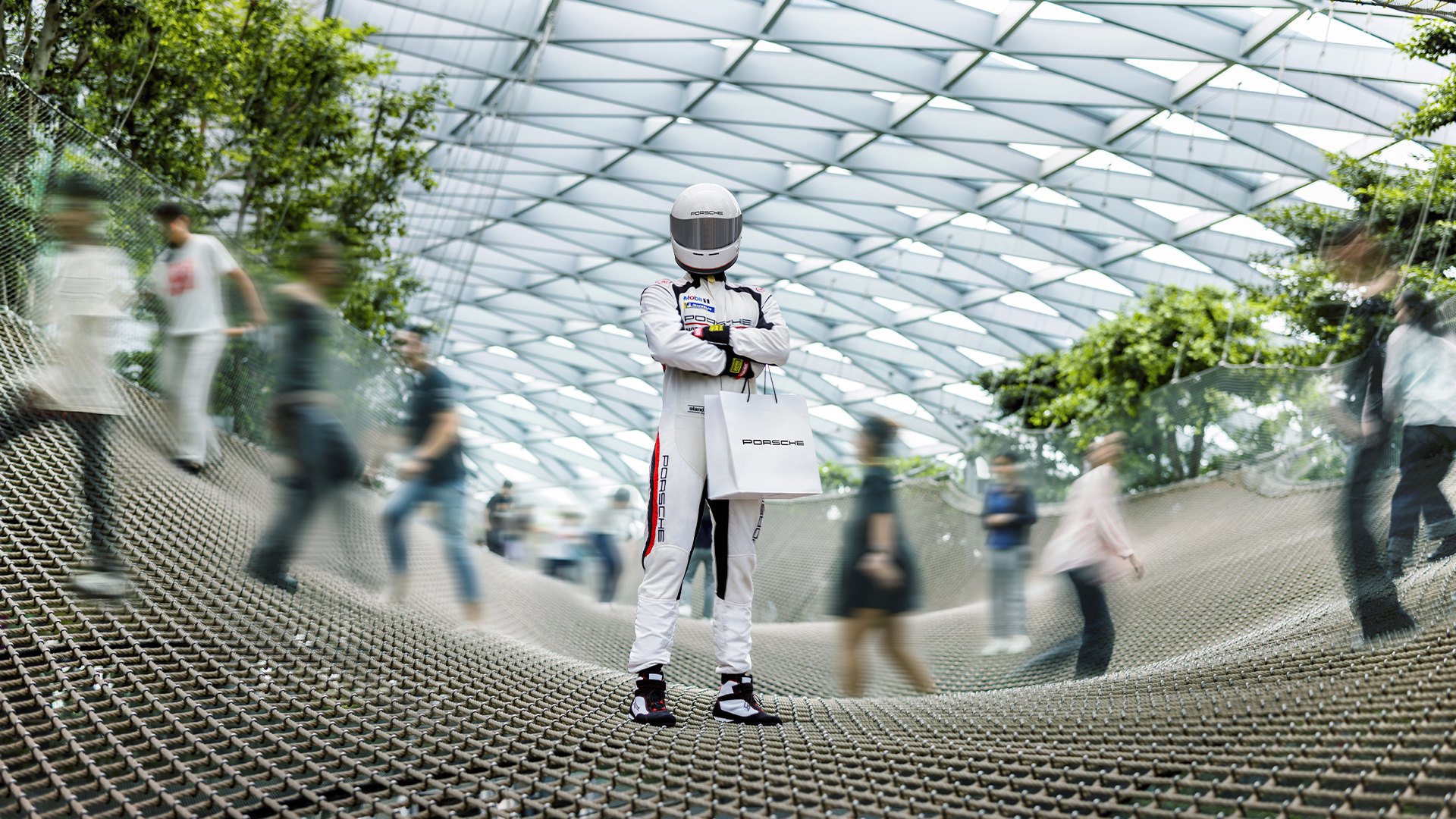 Editors%2 Fimages%2 F1738824367841 Porsche+Asia+Pacific+Lands+A+Permanent+Spot+In+Changi+Airport+With+%E2%80%98 Porsche+At+Jewel%E2%80%99+ +Pic2