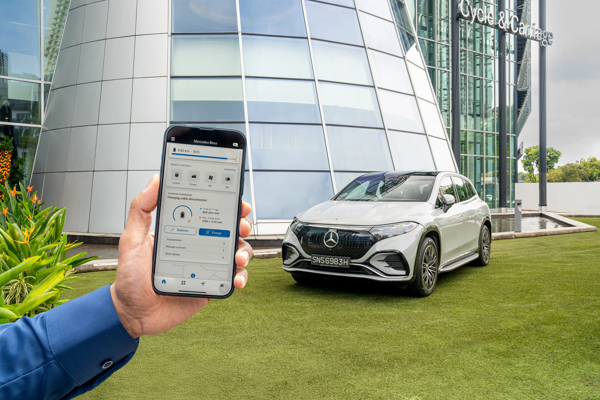 Editors%2 Fimages%2 F1739182879730 Mercedes+Me+Charge+8