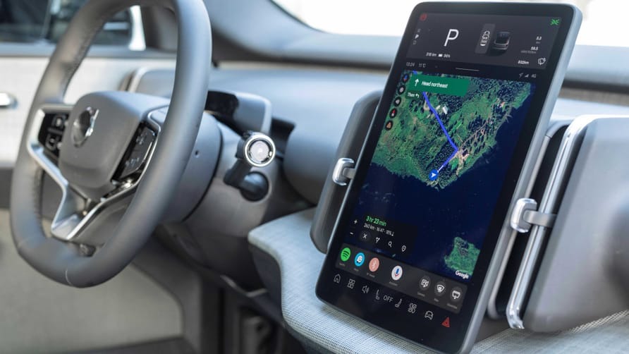 Editors%2 Fimages%2 F1739348800921 339597volvoex30crosscountry 1739325979731 1739325979908213840463