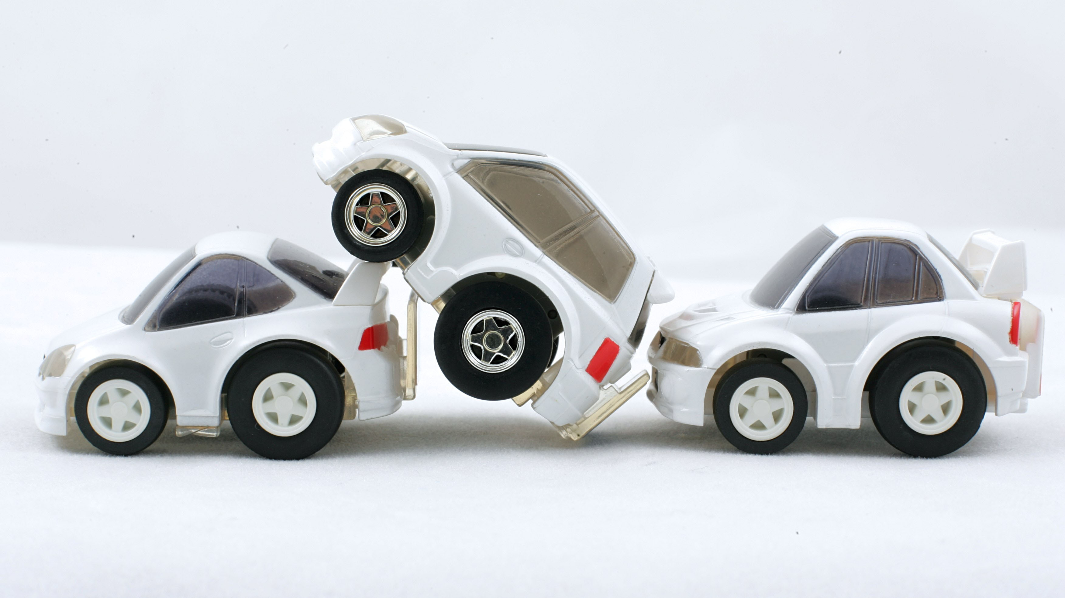 Editors%2 Fimages%2 F1742196344975 Motormouth+ +Tailgating+Other+Cars+On+The+Highway+Is+Stupid+And+Dangerous+ +Pic1