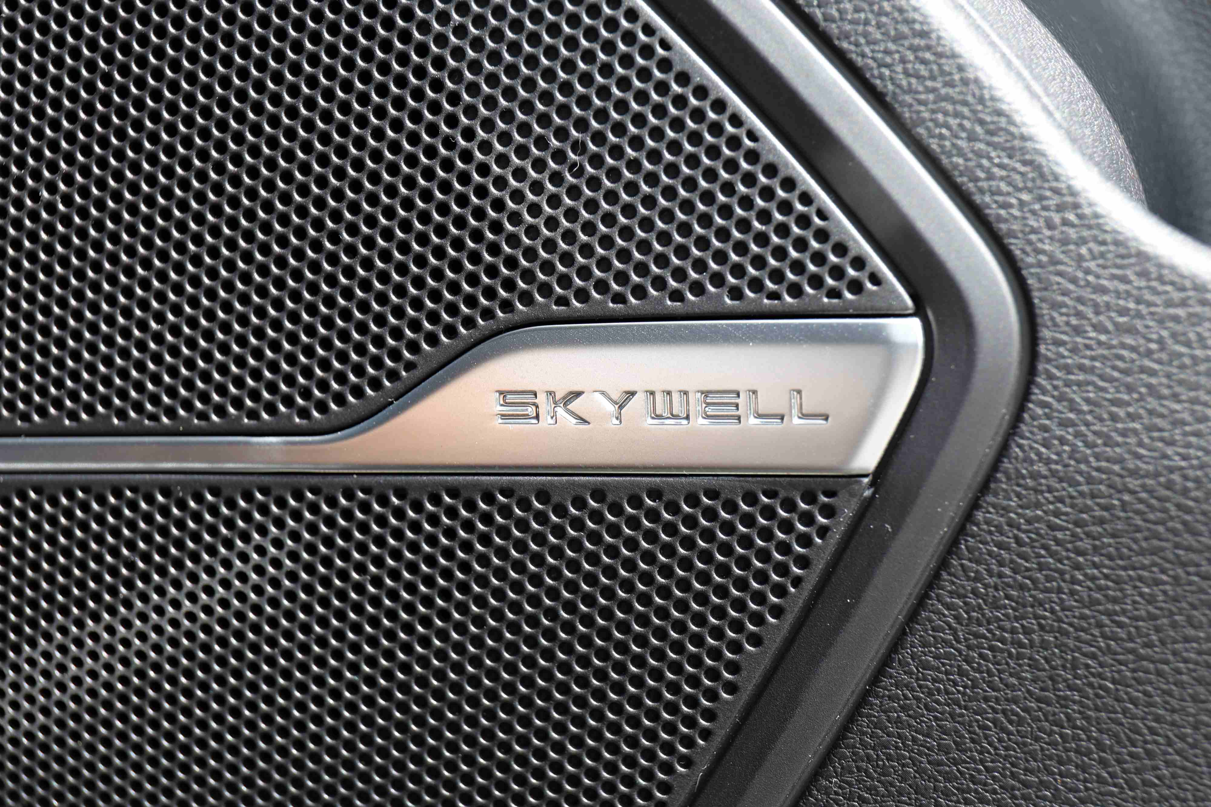 Editors%2 Fimages%2 F1745593304028 Eos 1563 Fotor