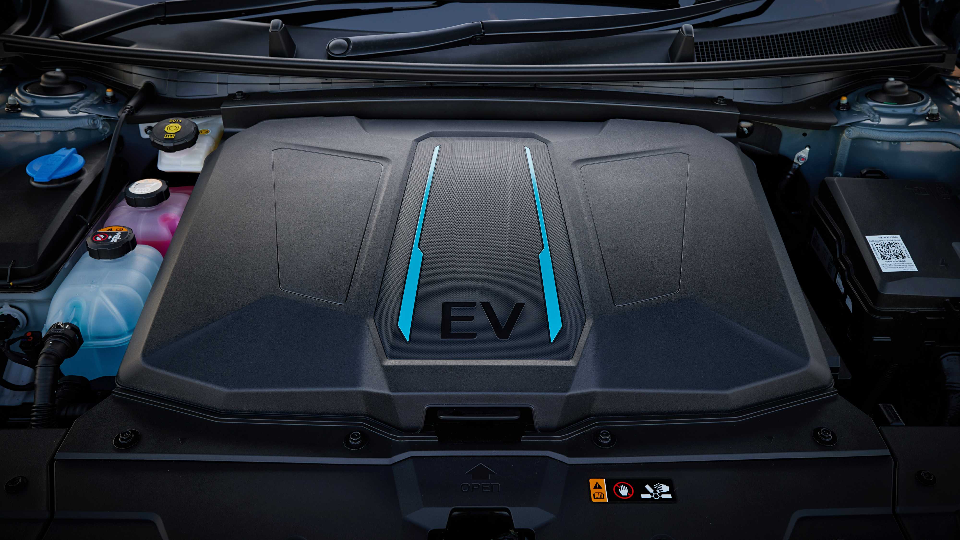 Editors%2 Fimages%2 F1746167389251 H%C3%A Cnh+2