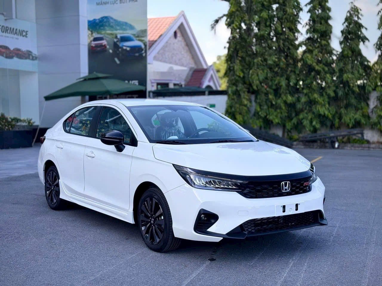 Editors%2 Fimages%2 F1746698772540 Honda City 1 1746318125175 17463181257632086842180