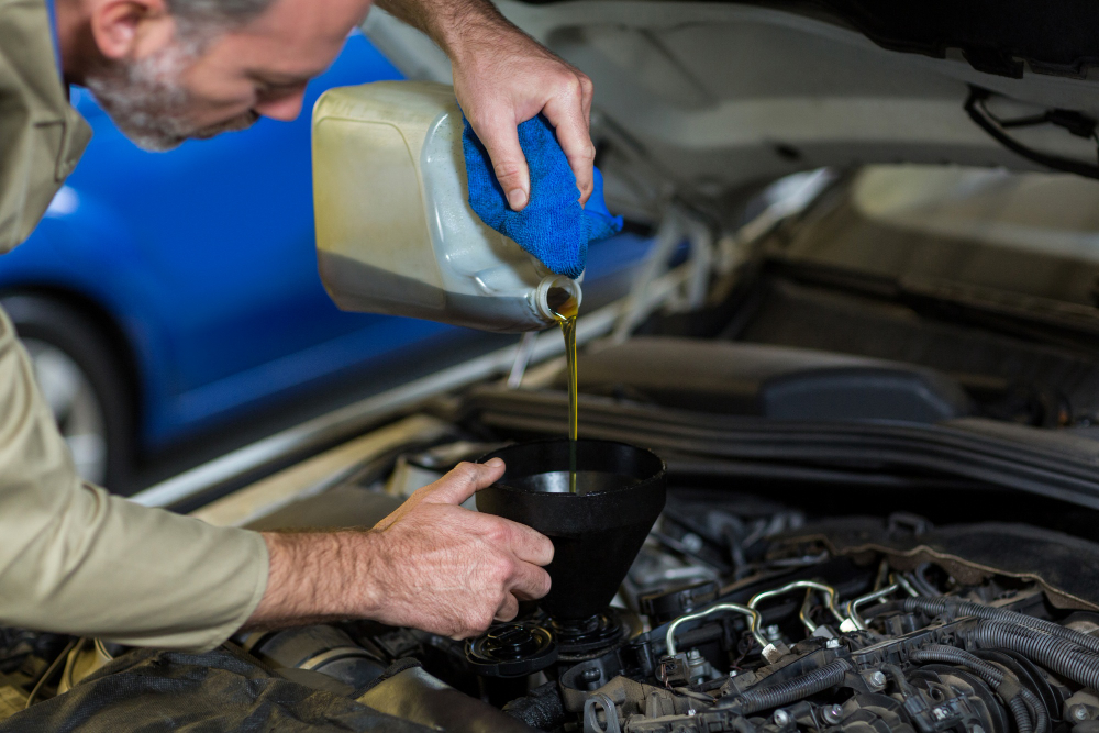 Editors%2 Fimages%2 F1750665901706 When+Should+You+Change+Your+Transmission+Fluid+Mileage%2 C+Cost+%26+Expert+Tips