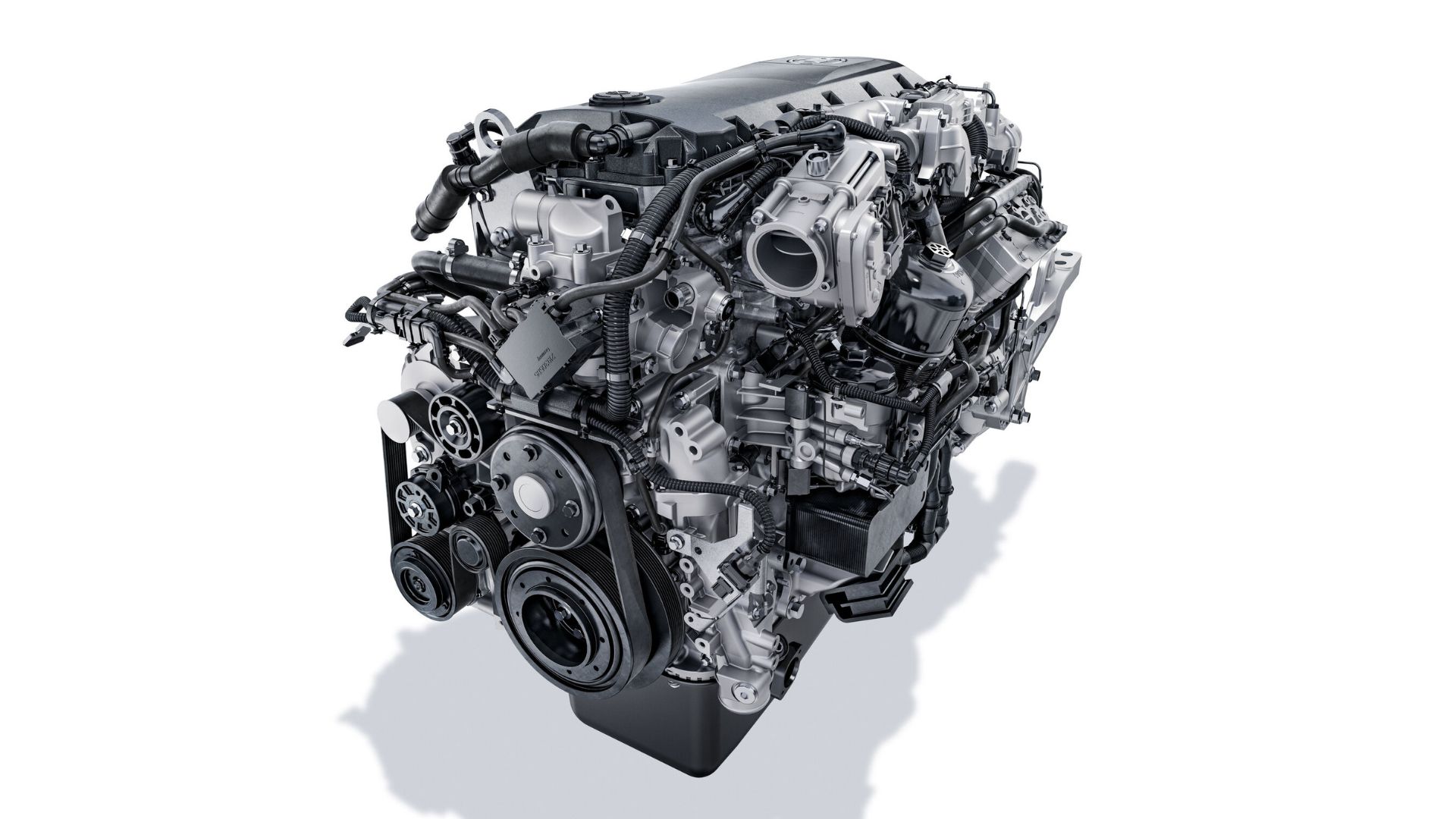 Editors%2 Fimages%2 F1751006870163 2019 Quon8 L Enginewhite Bg