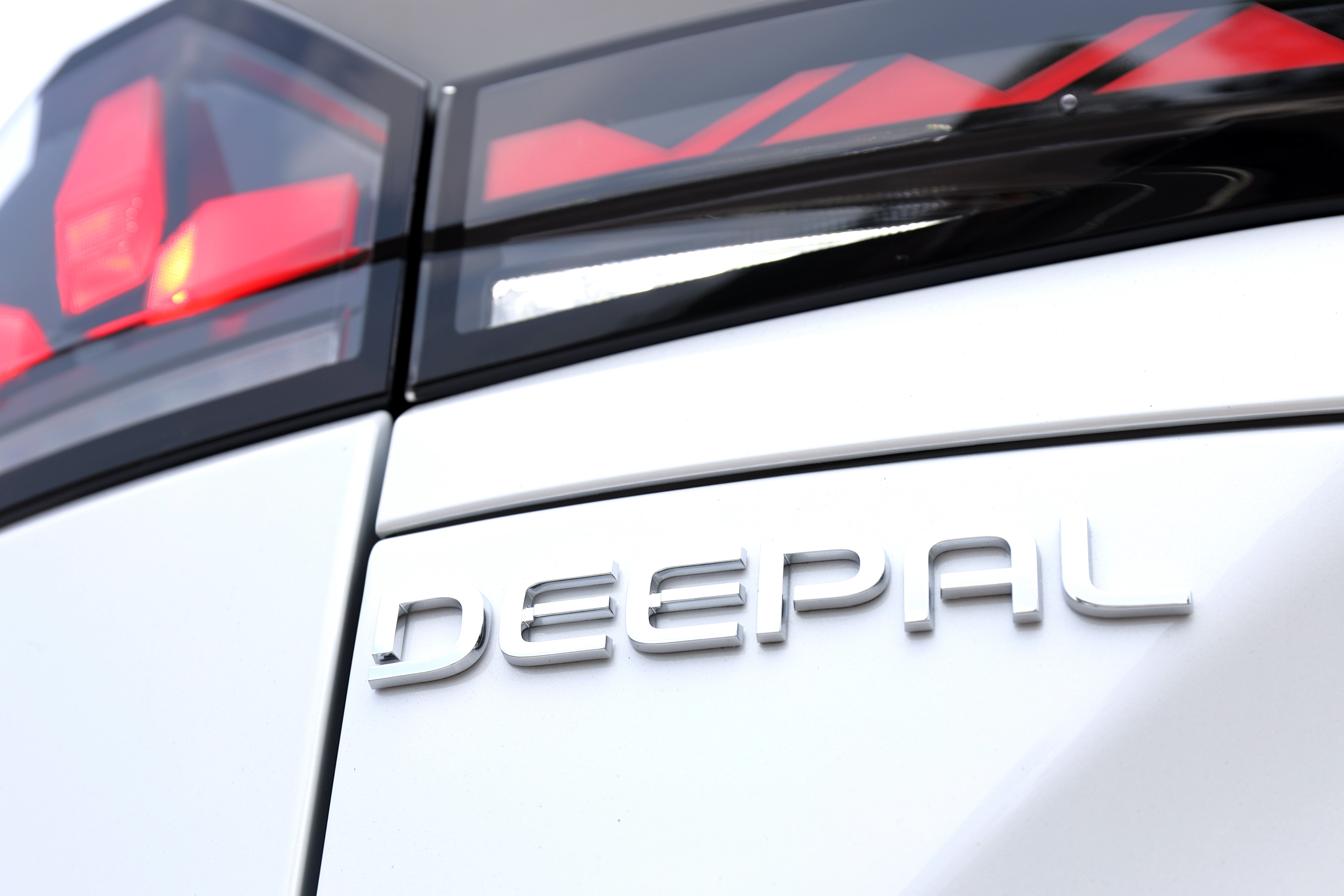 Editors%2 Fimages%2 F1753267742908 Eos 3048 Fotor