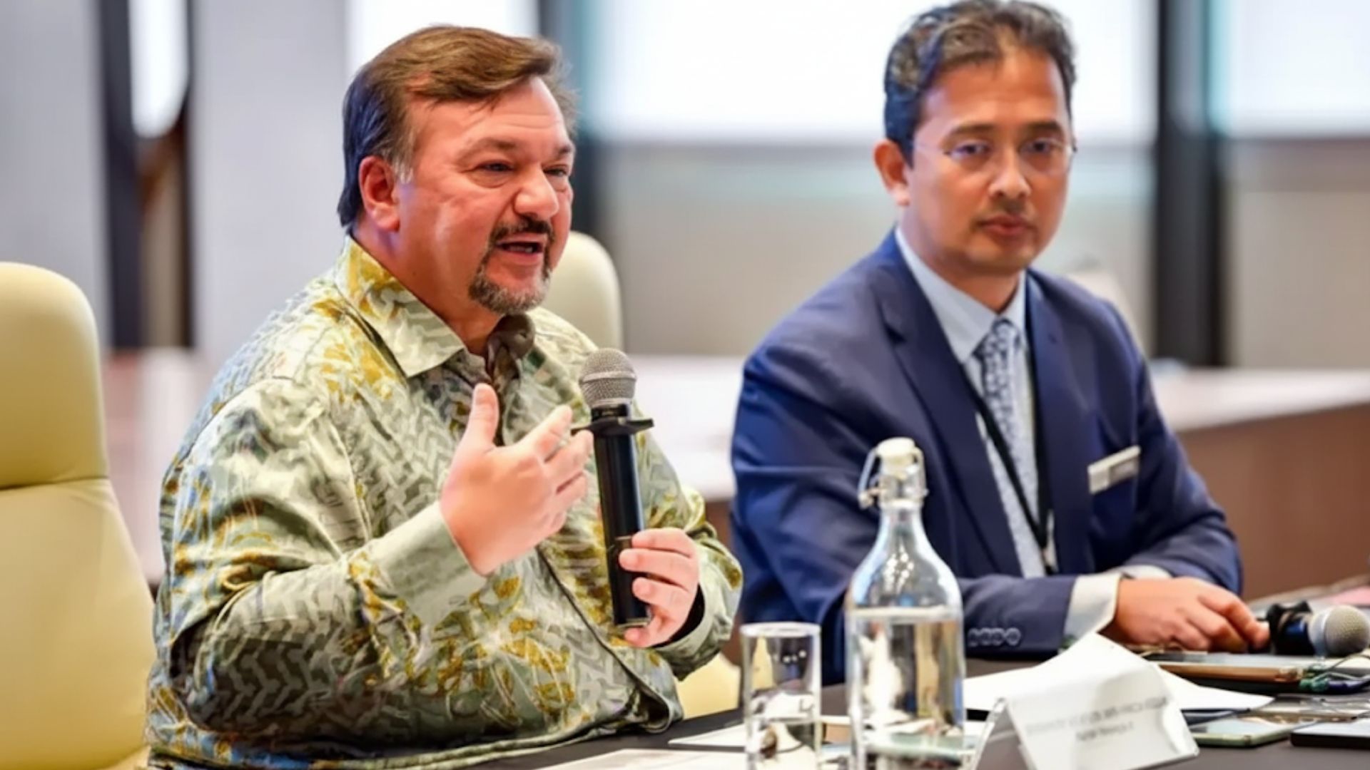 Editors%2 Fimages%2 F1758679482985 Bud Ii95+Fuel+Subsidy+Has+No+Daily+Limit+Says+Amir+Hamzah