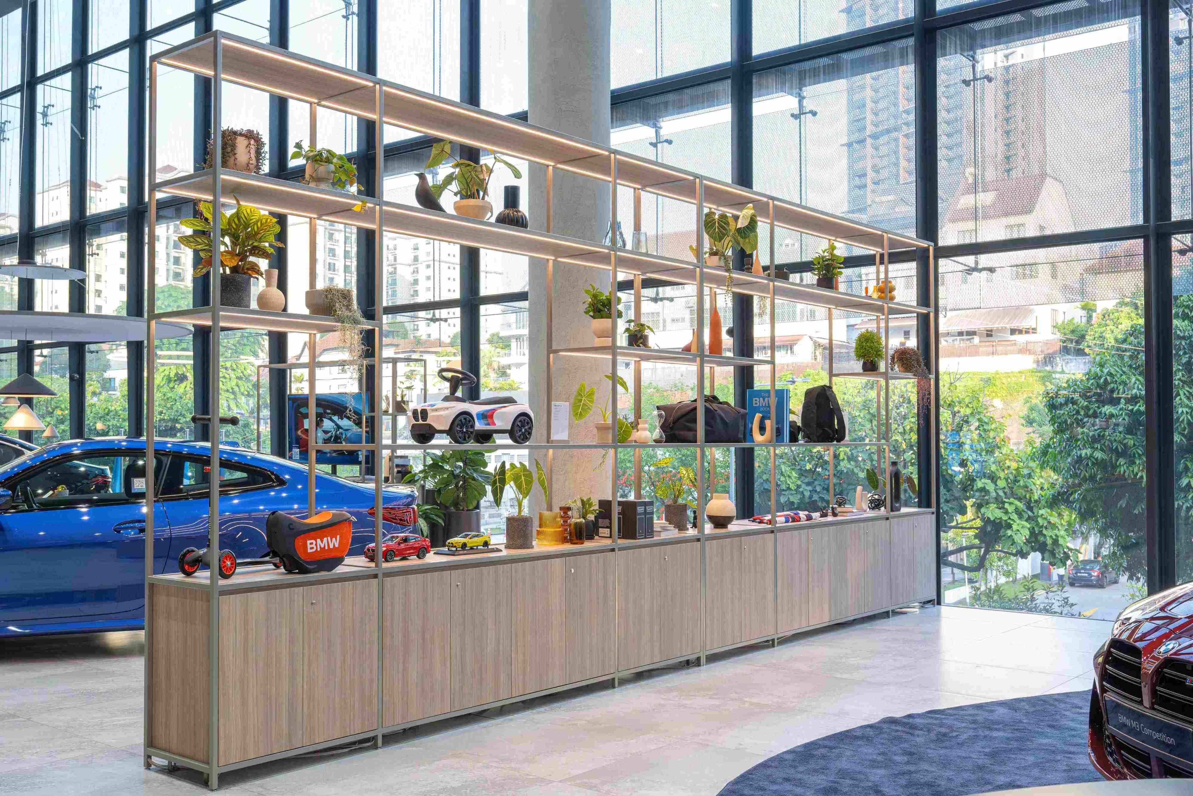 Editors%2 Fimages%2 F1761886136312 Flagship+Showroom+Of+Performance+Motors+Is+Now+Certified+As+A+%E2%80%9 Cbmw+Retail