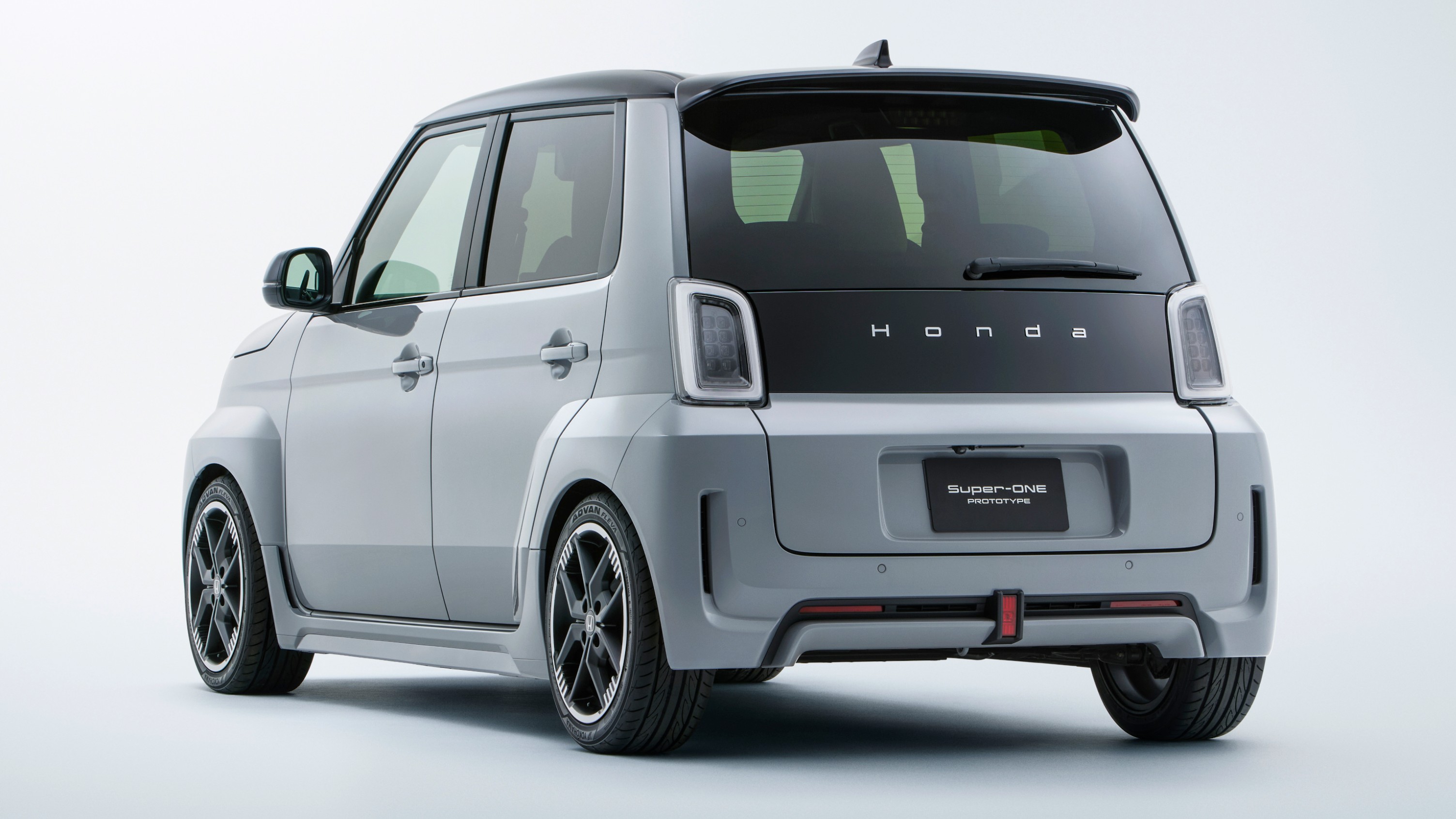 Editors%2 Fimages%2 F1762348960600 Honda+Super One+Pic2