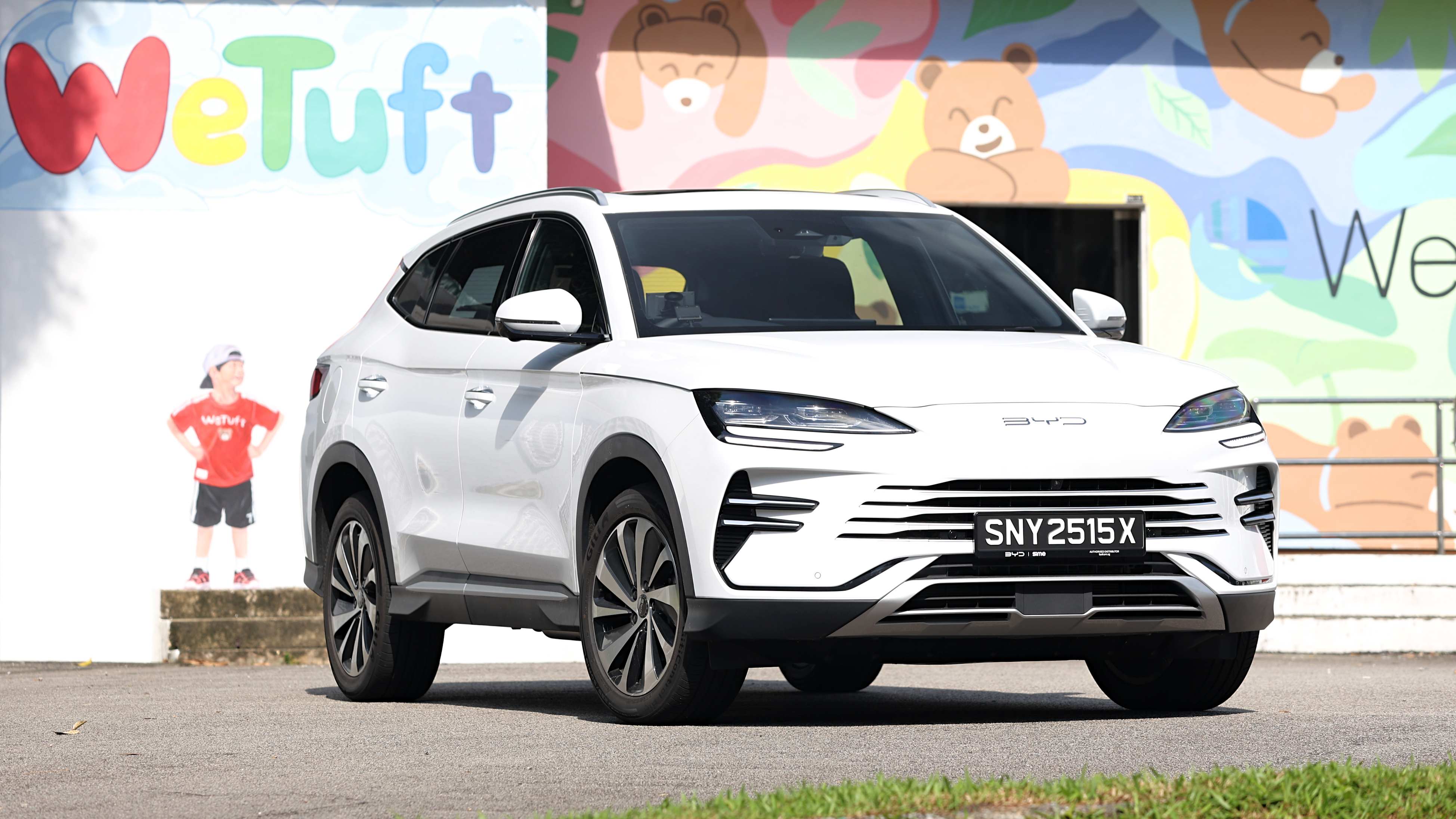 Editors%2 Fimages%2 F1764146317449 M Review Byd Sealion 6 D Mi The Best Of Both Worlds Featured