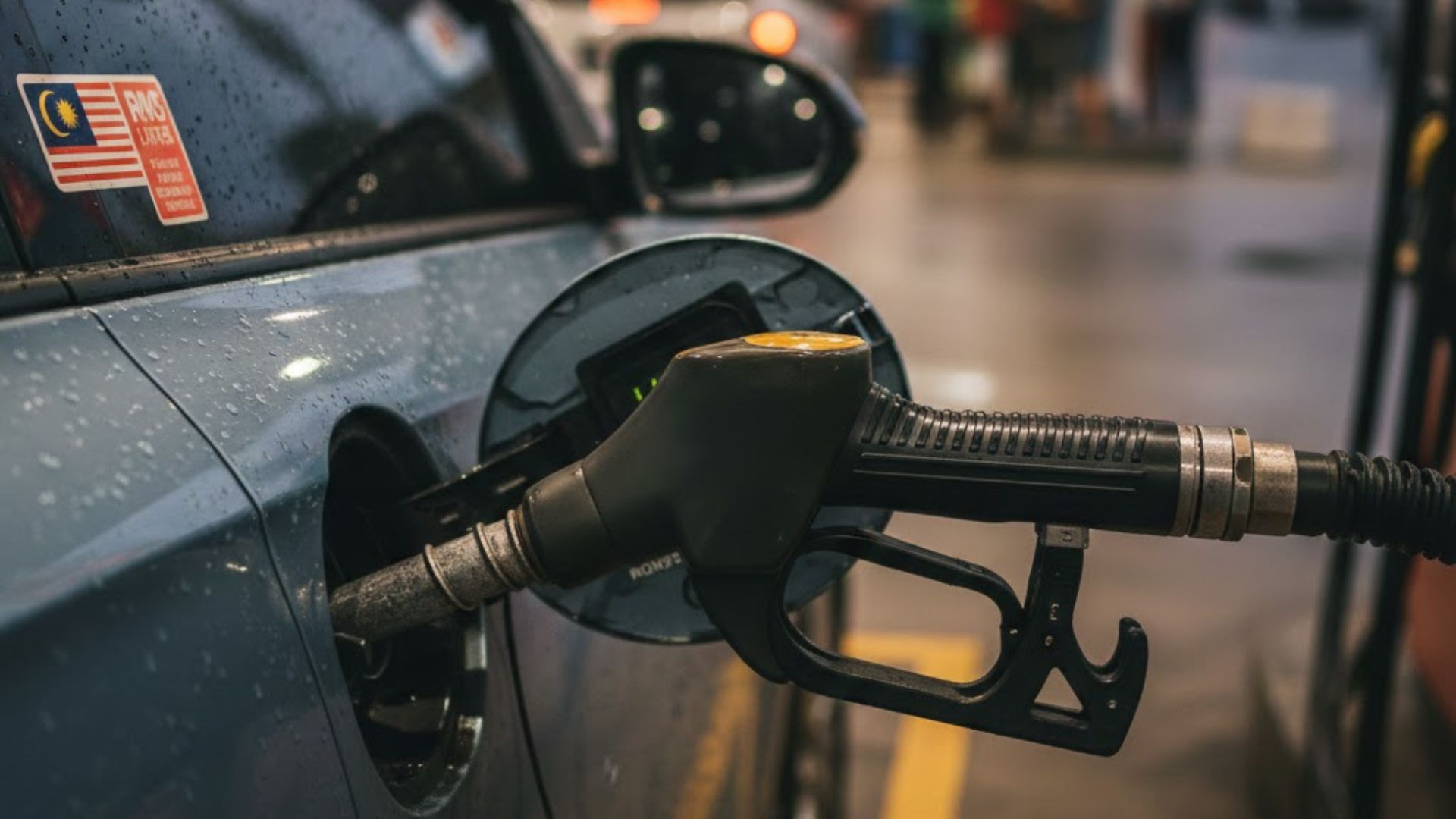 Editors%2 Fimages%2 F1764225105324 Latest+Malaysian+Fuel+Prices+%28 Nov+27+%E2%80%93+Dec+3%2 C+2025%29+Ron95%2 C+Ron97%2 C+Diesel+All+Drop+2+Sen