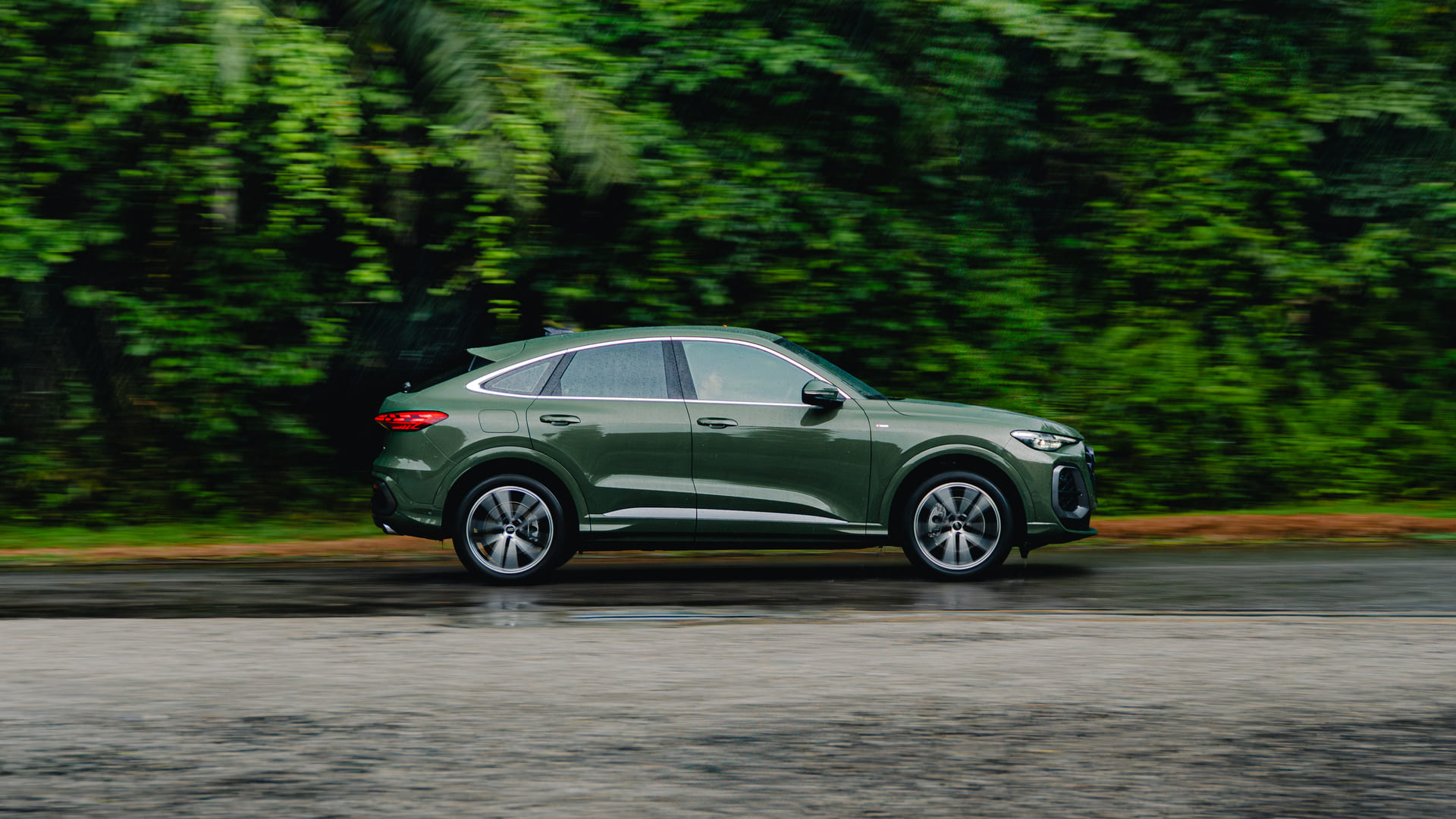 Editors%2 Fimages%2 F1764994391352 Audi+Q5+Motorist+Final 7