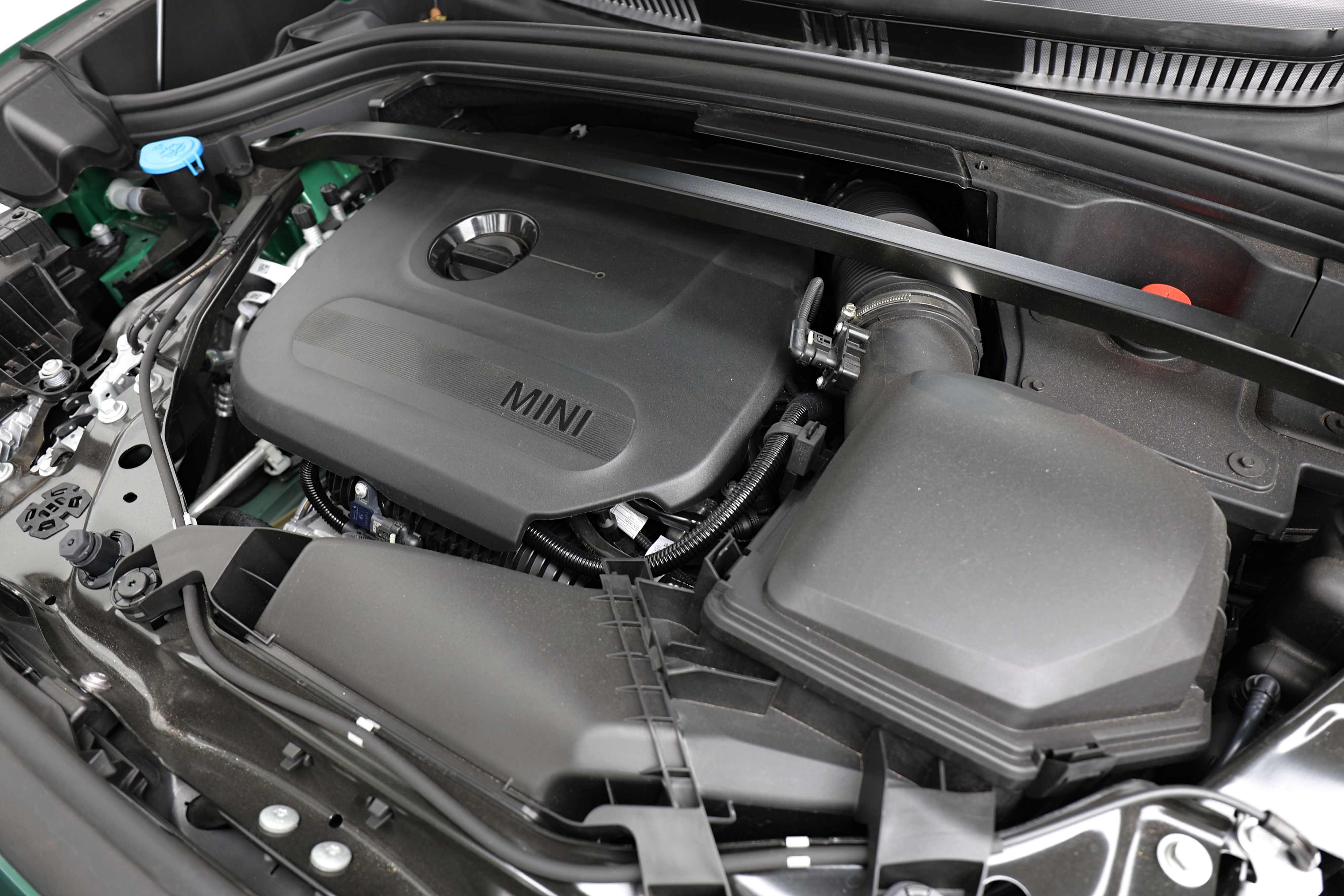 Editors%2 Fimages%2 F1765172470980 Mreview Mini Countryman C Good Things Come In Mini Packages 7