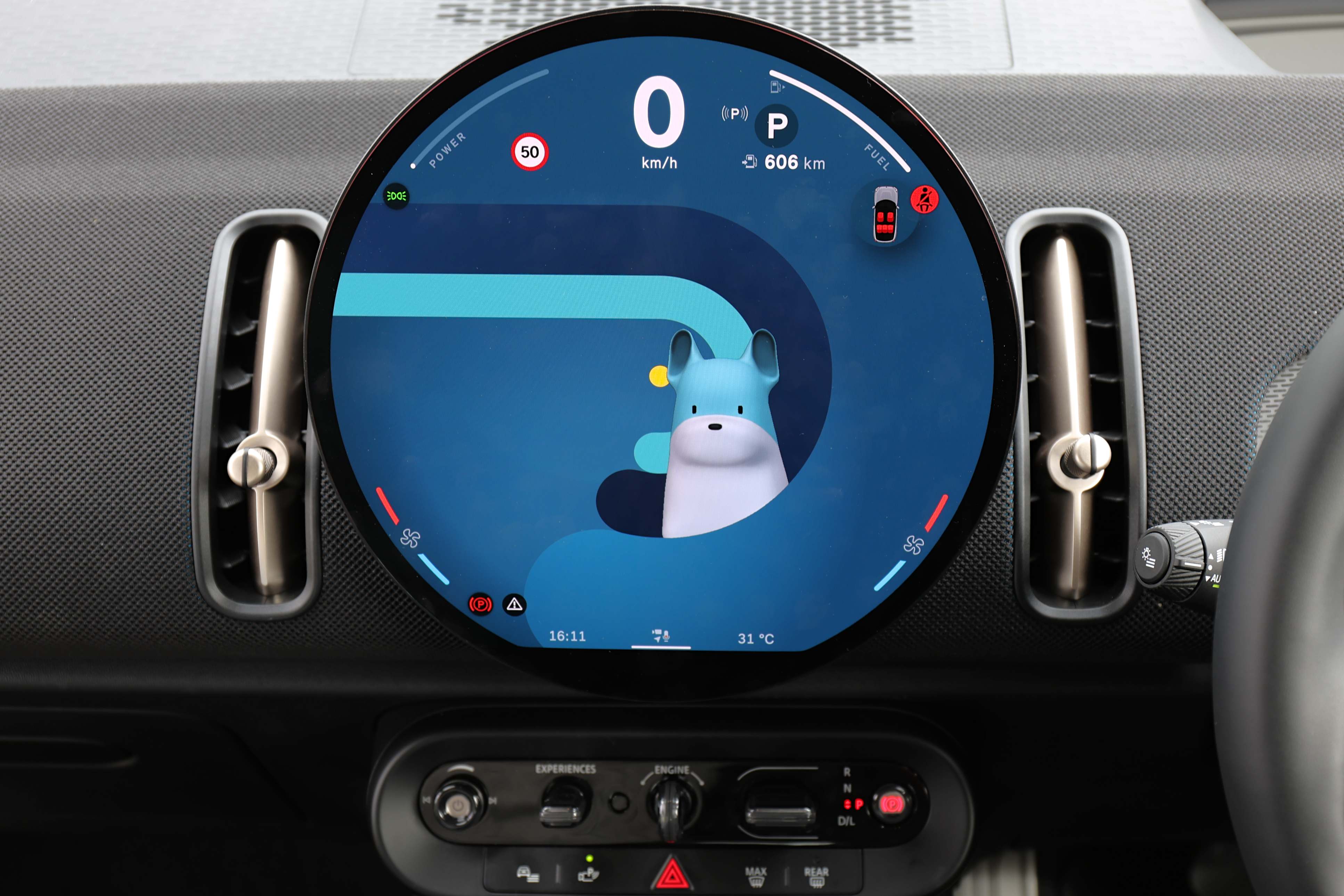 Editors%2 Fimages%2 F1765172498896 Mreview Mini Countryman C Good Things Come In Mini Packages 9