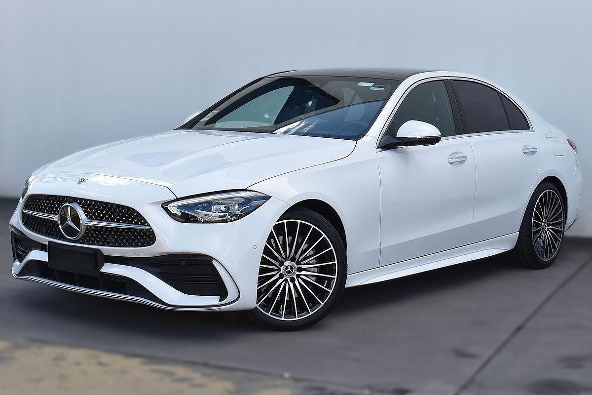 Editors%2 Fimages%2 F1765352147701 C300 Mercedes W206 1